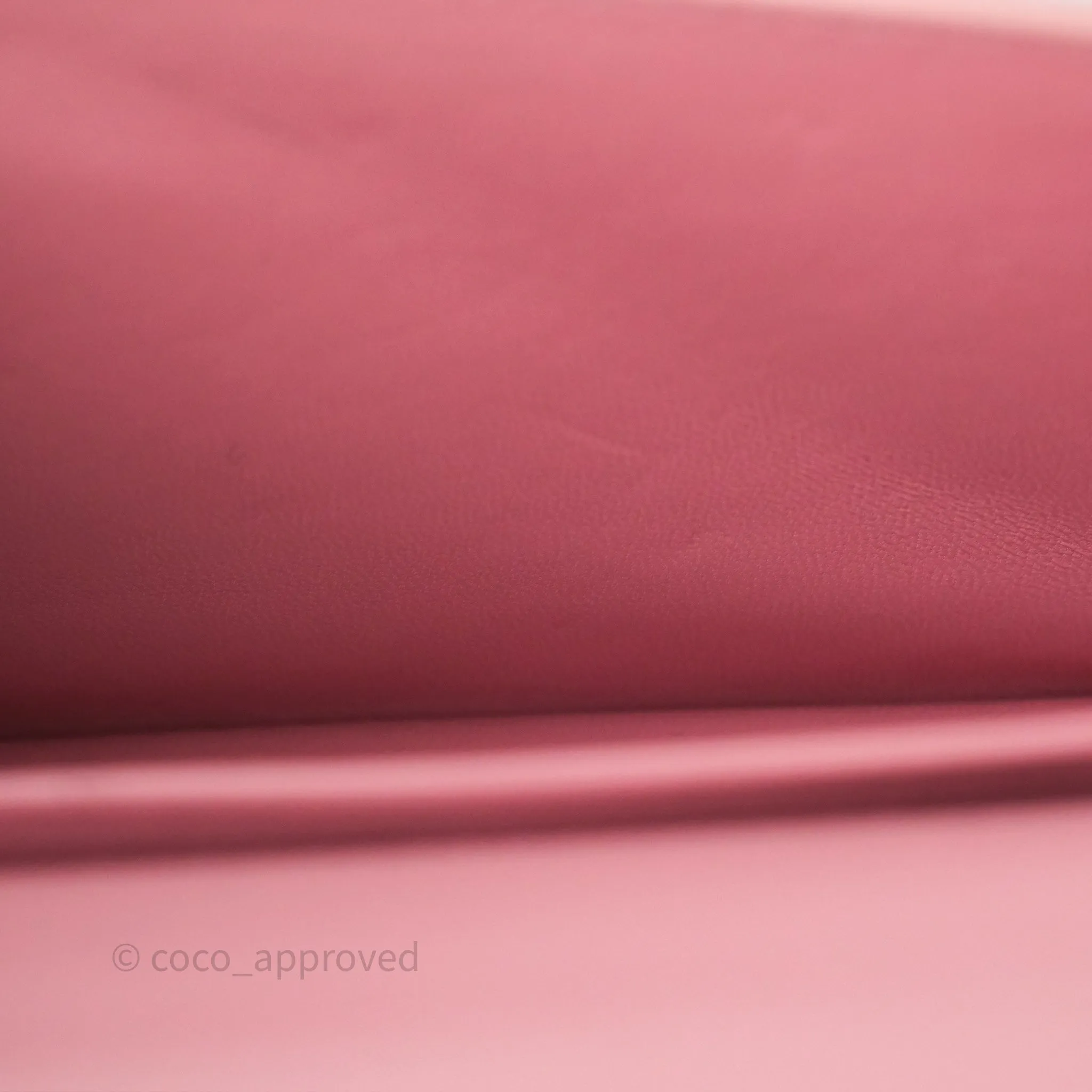 Dior 30 Montaigne East-West Chain Bag Pink