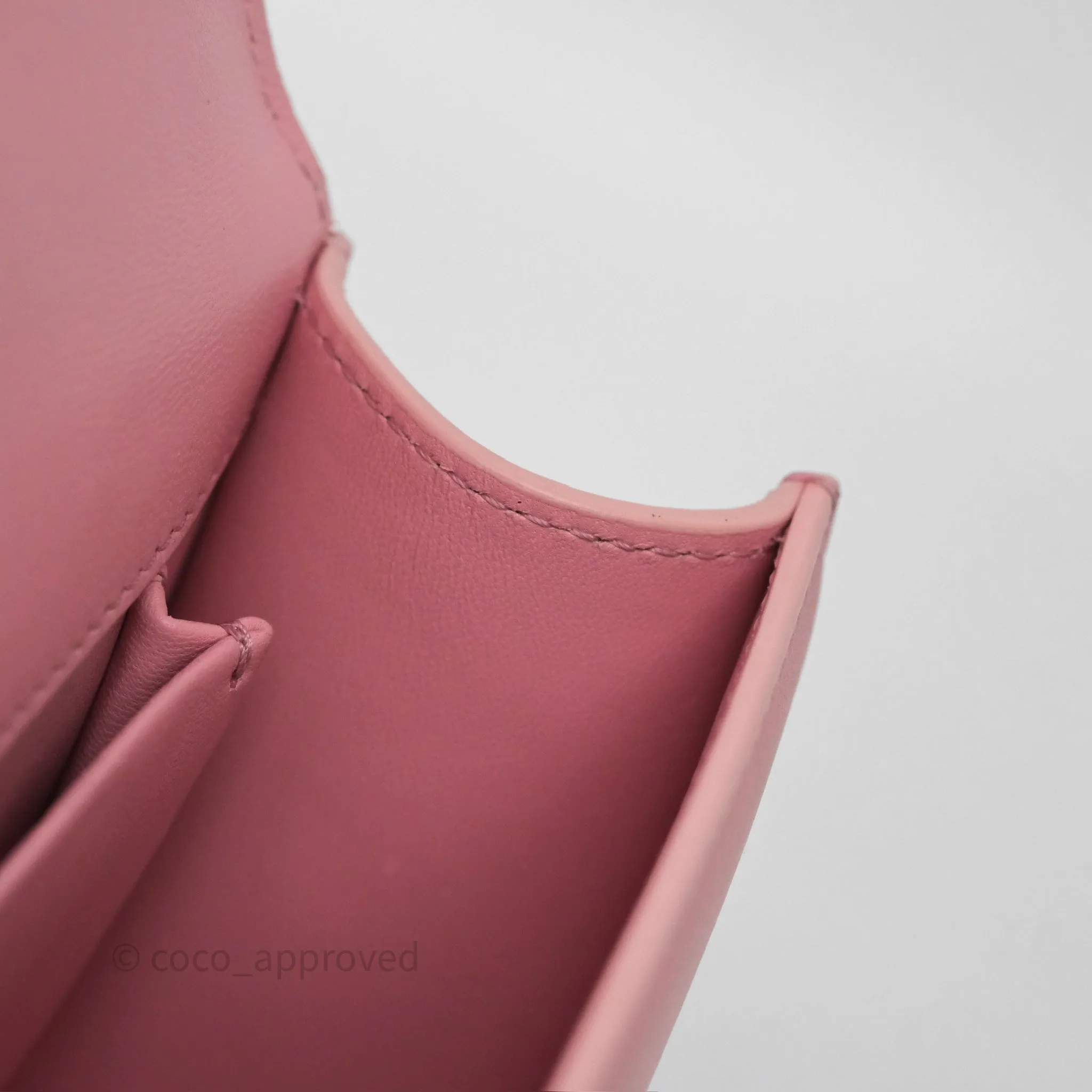Dior 30 Montaigne East-West Chain Bag Pink