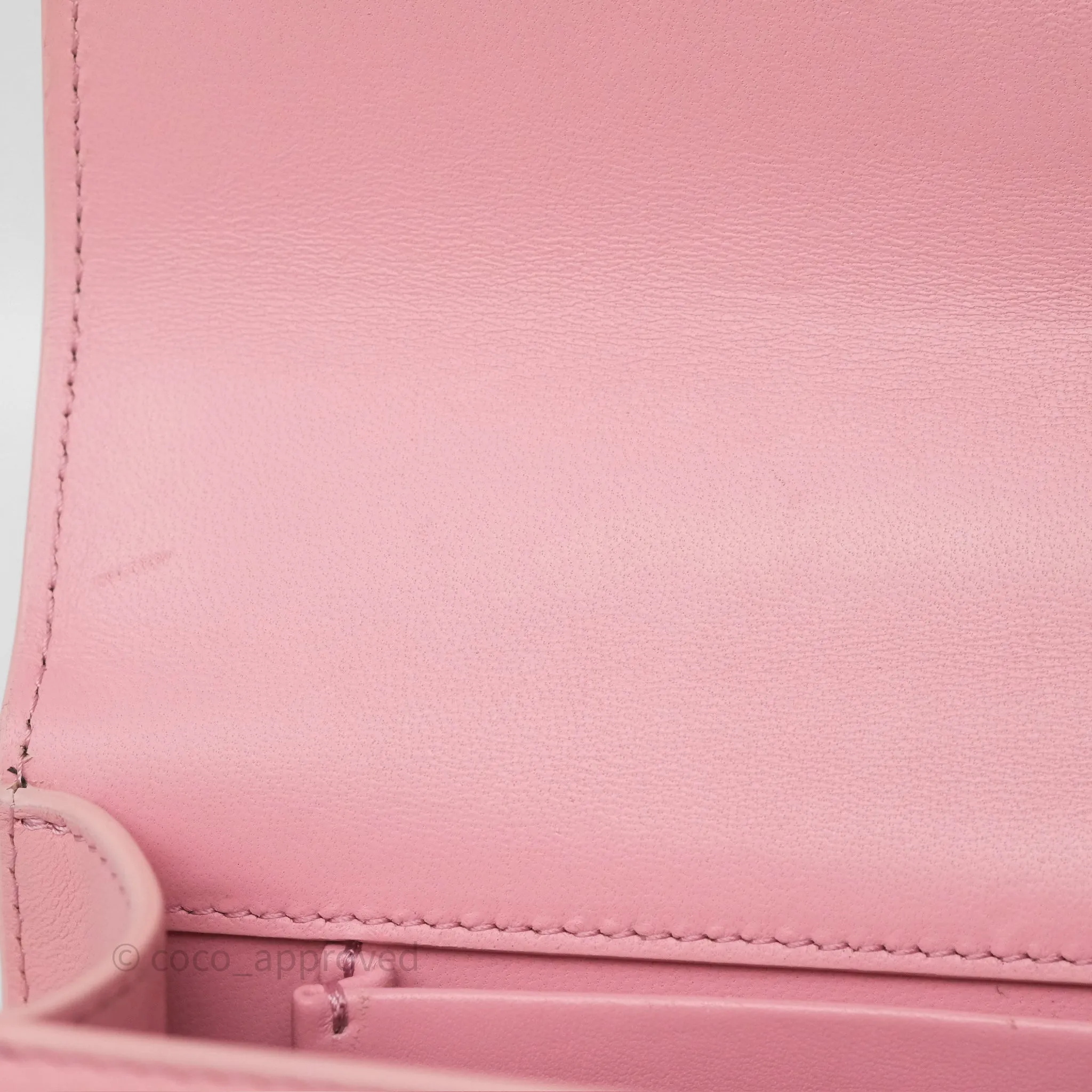 Dior 30 Montaigne East-West Chain Bag Pink