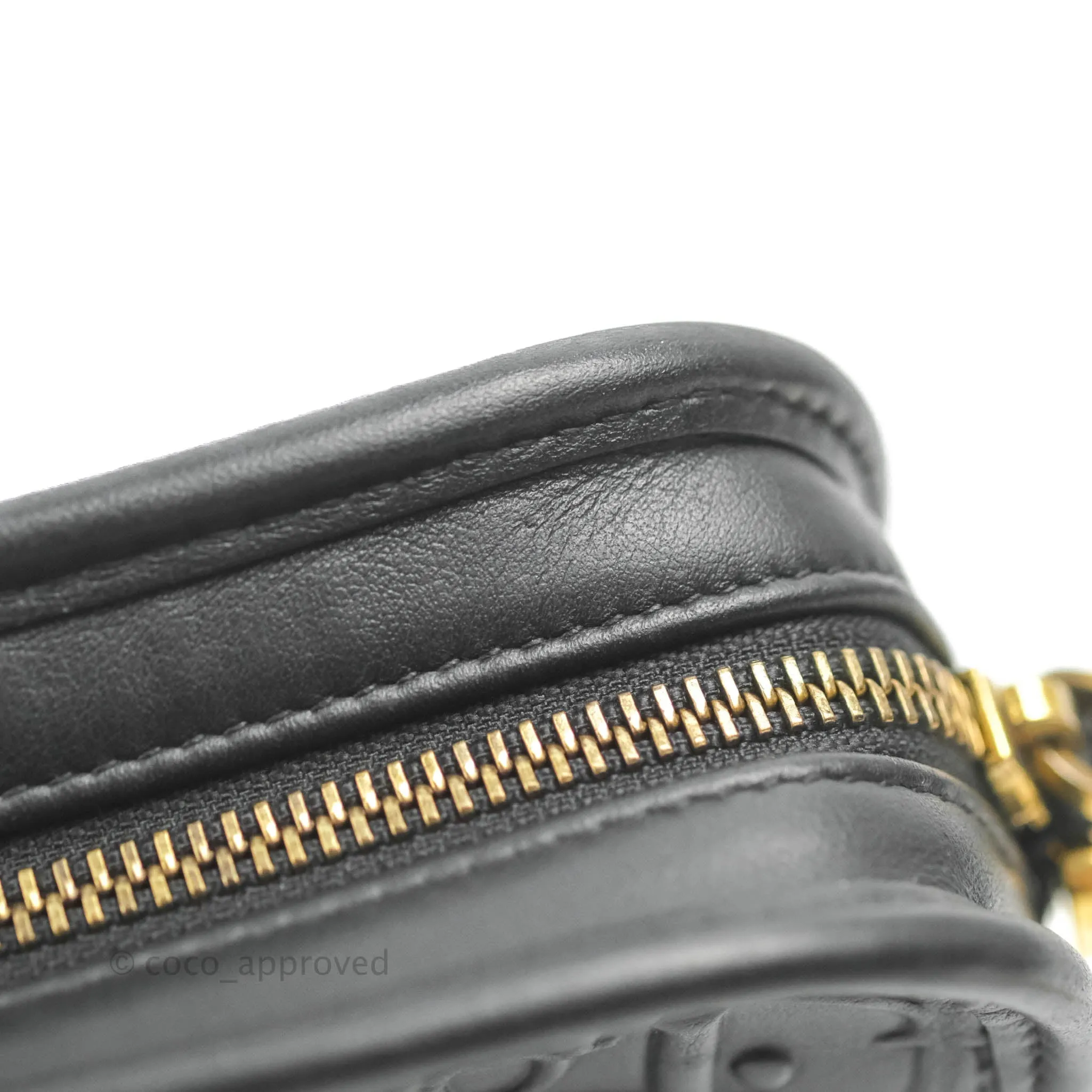Dior Diorquake Clutch Black Oblique Embossed Calfskin