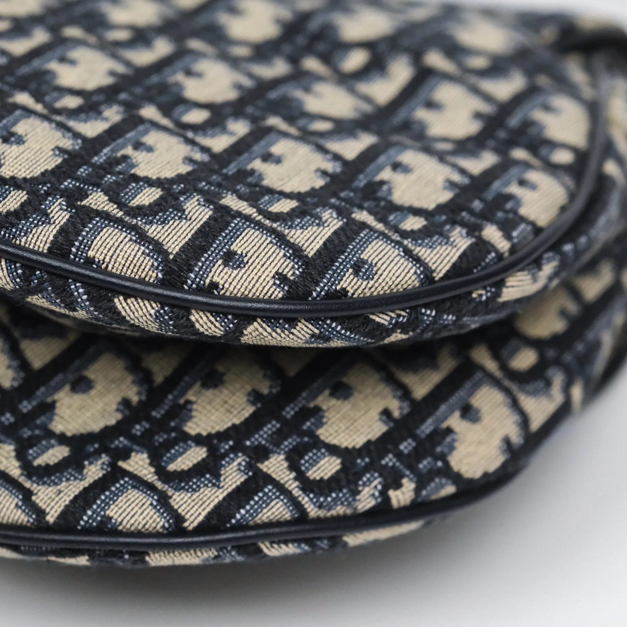 Dior Saddle Bag Navy Dior Oblique Embroidery Aged Gold Hardware