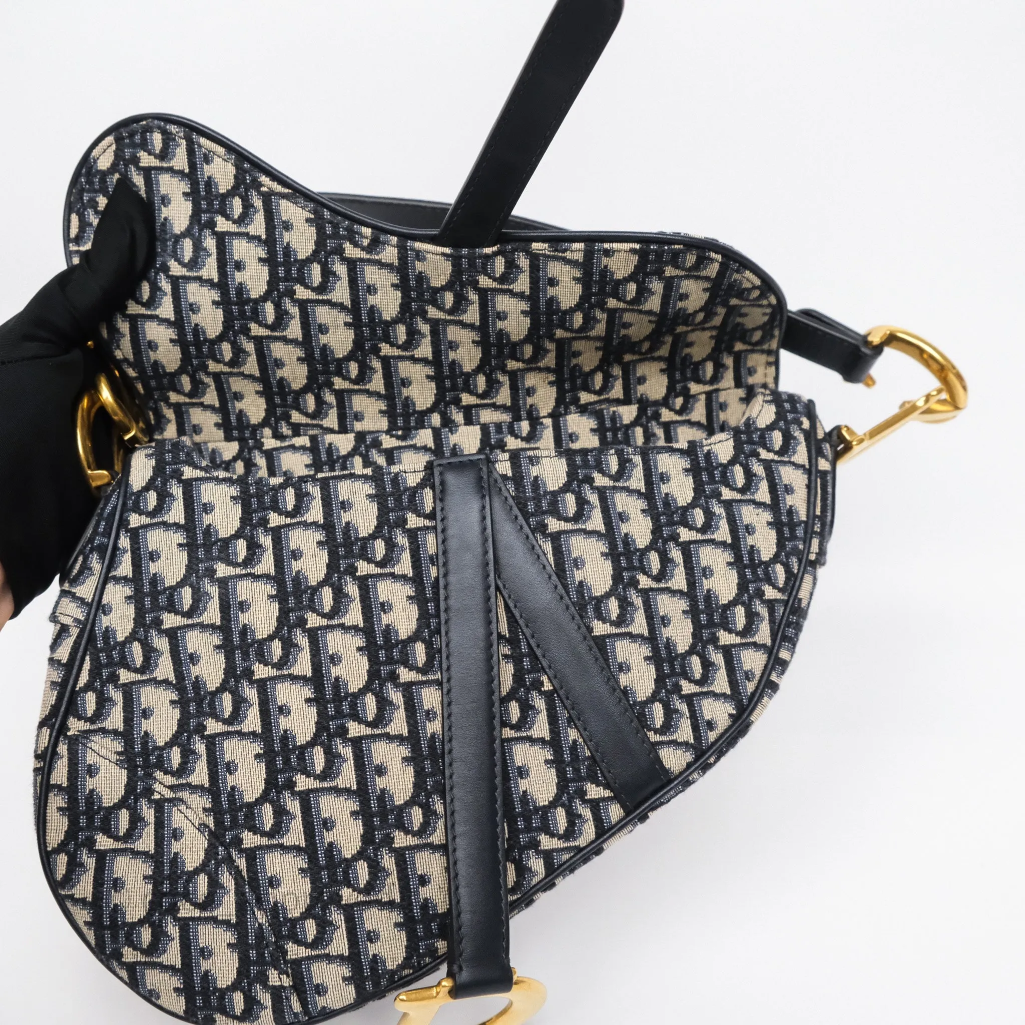 Dior Saddle Bag Navy Dior Oblique Embroidery Aged Gold Hardware