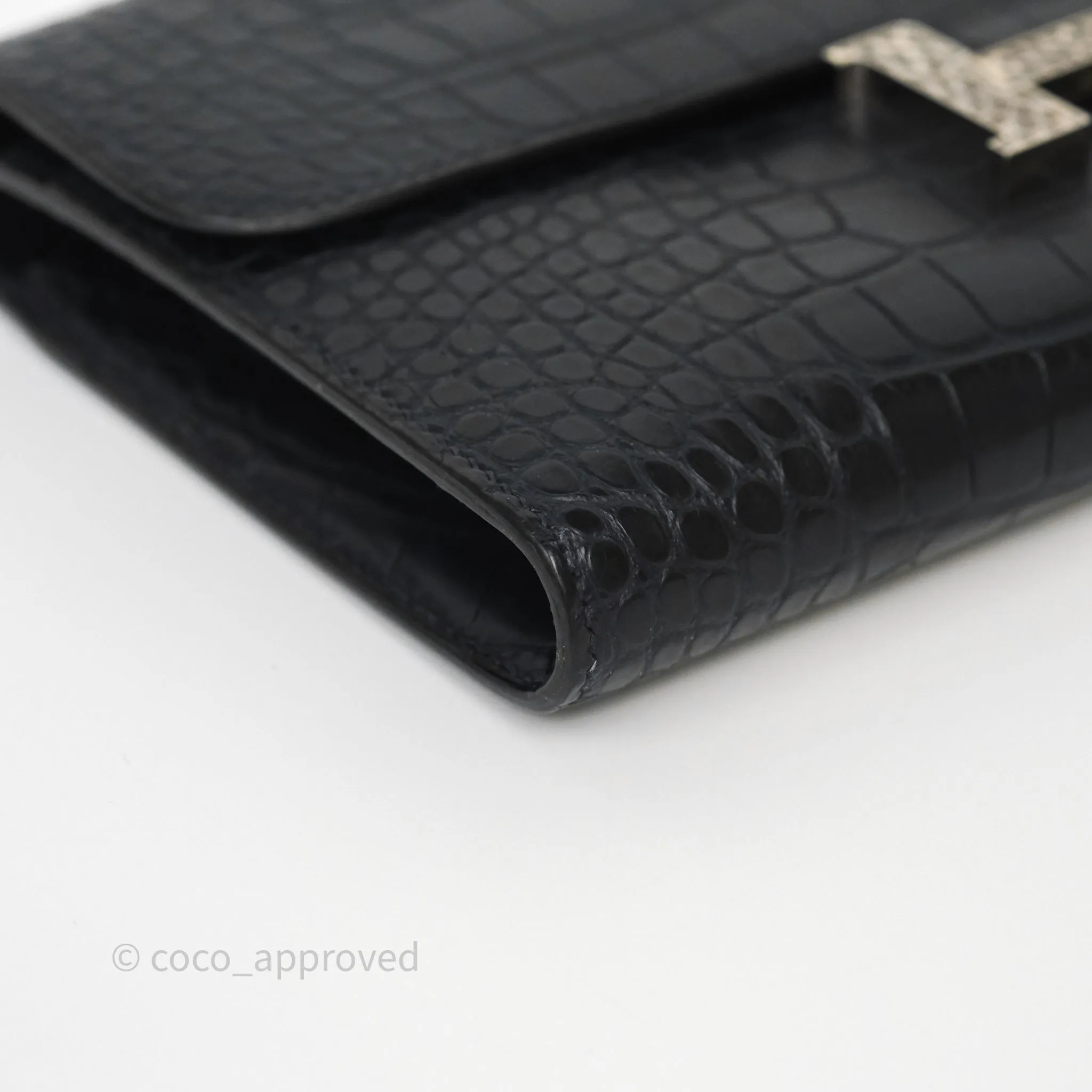 Hermes Constance Wallet Bleu Nuit 2Z Matte Alligator Ombre Lizard Buckle