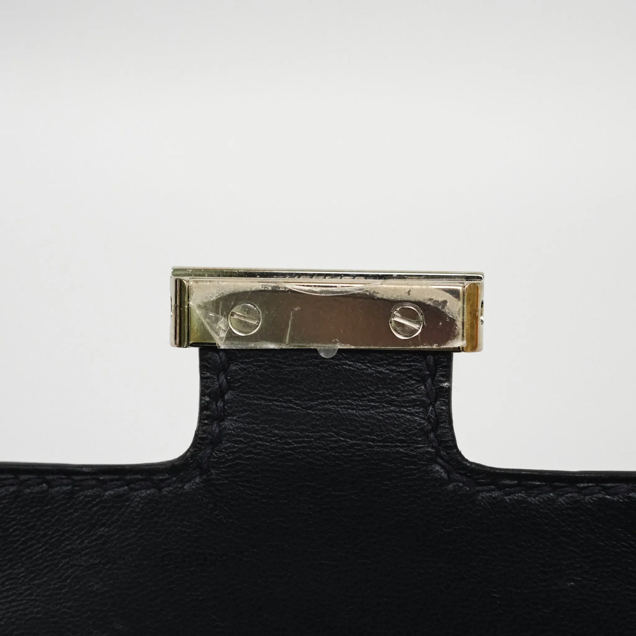 Hermes Constance Wallet Bleu Nuit 2Z Matte Alligator Ombre Lizard Buckle