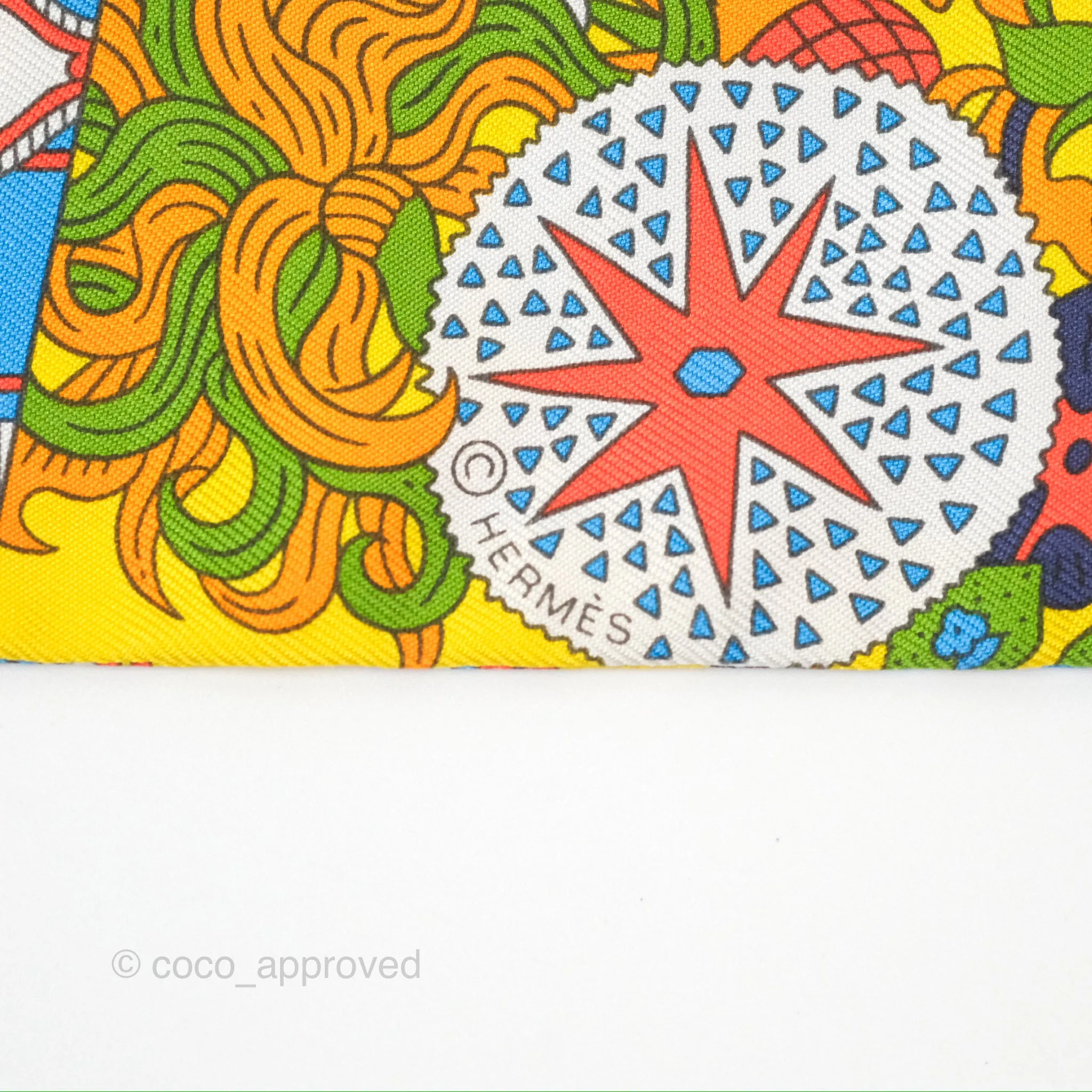 Hermes De l'Ombrelle Aux Duels Sticker Silk Twilly