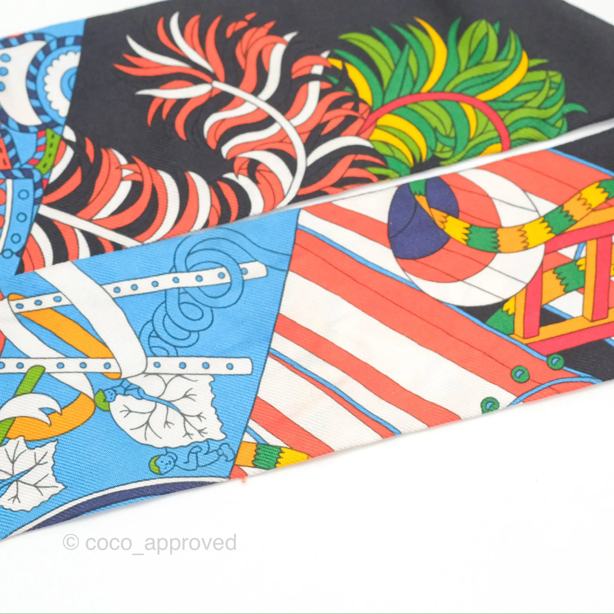 Hermes De l'Ombrelle Aux Duels Sticker Silk Twilly