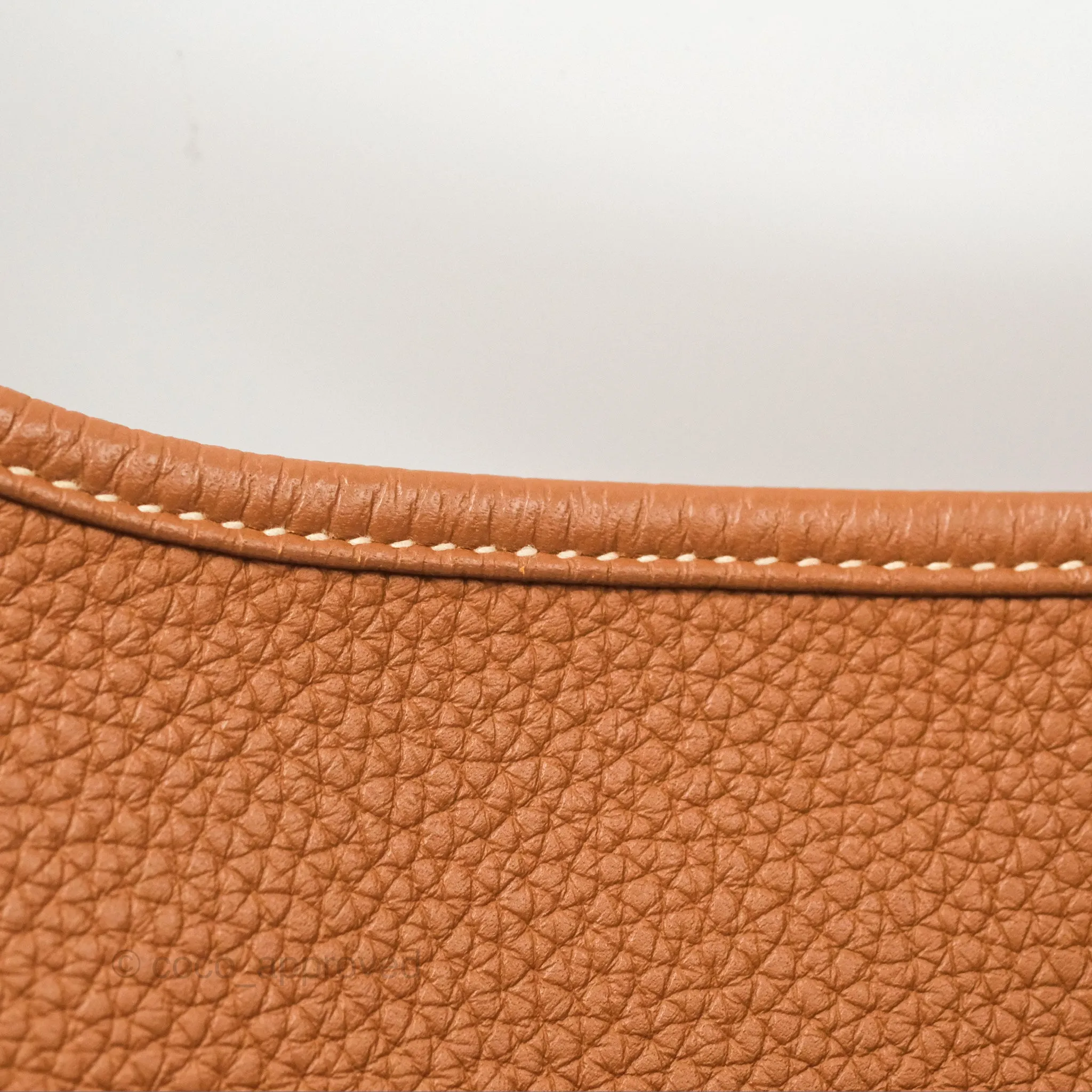 Hermes Evelyne III 29 Gold Clemence Gold Hardware