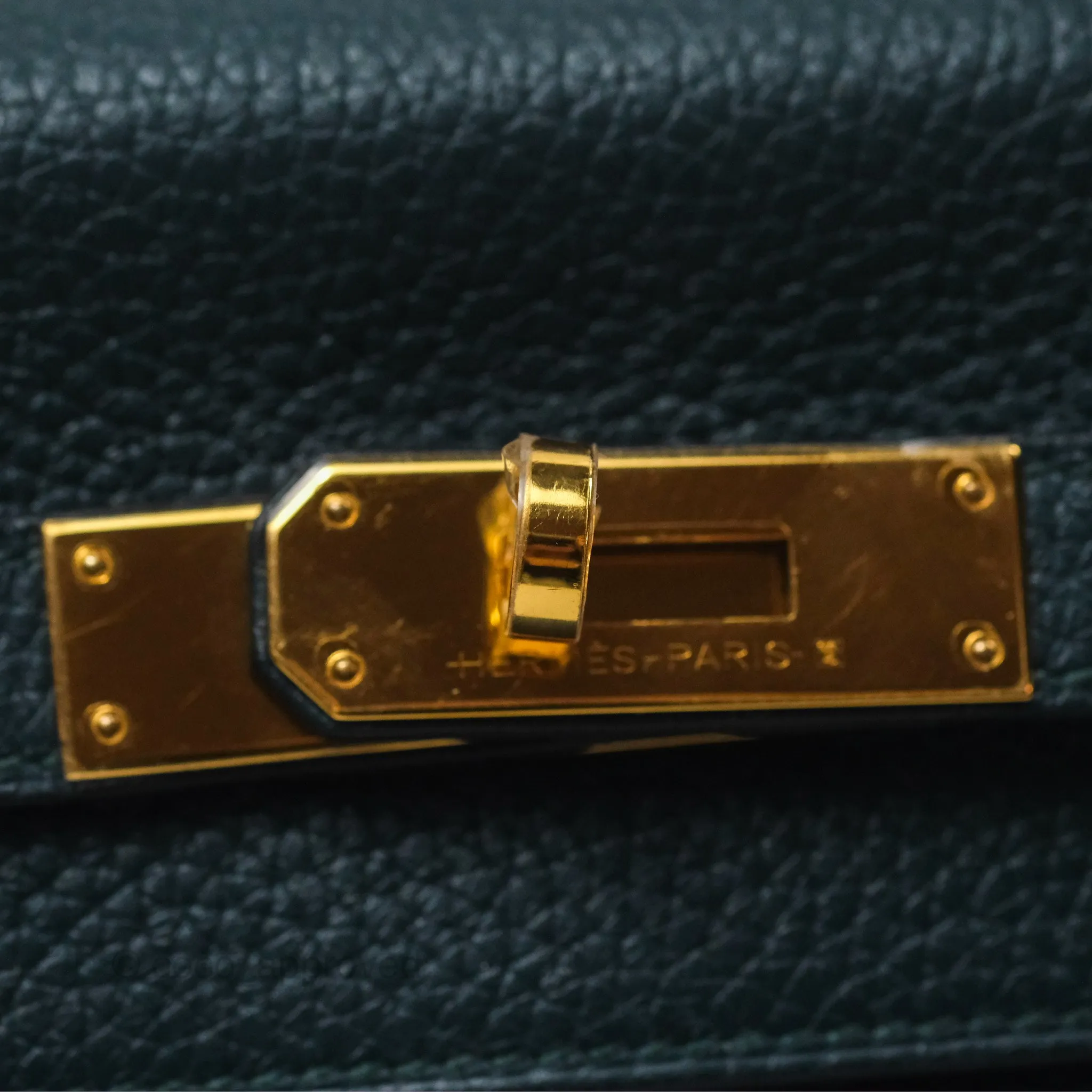 Hermes Kelly 28 Clemence Vert Cypress 6O Gold Hardware