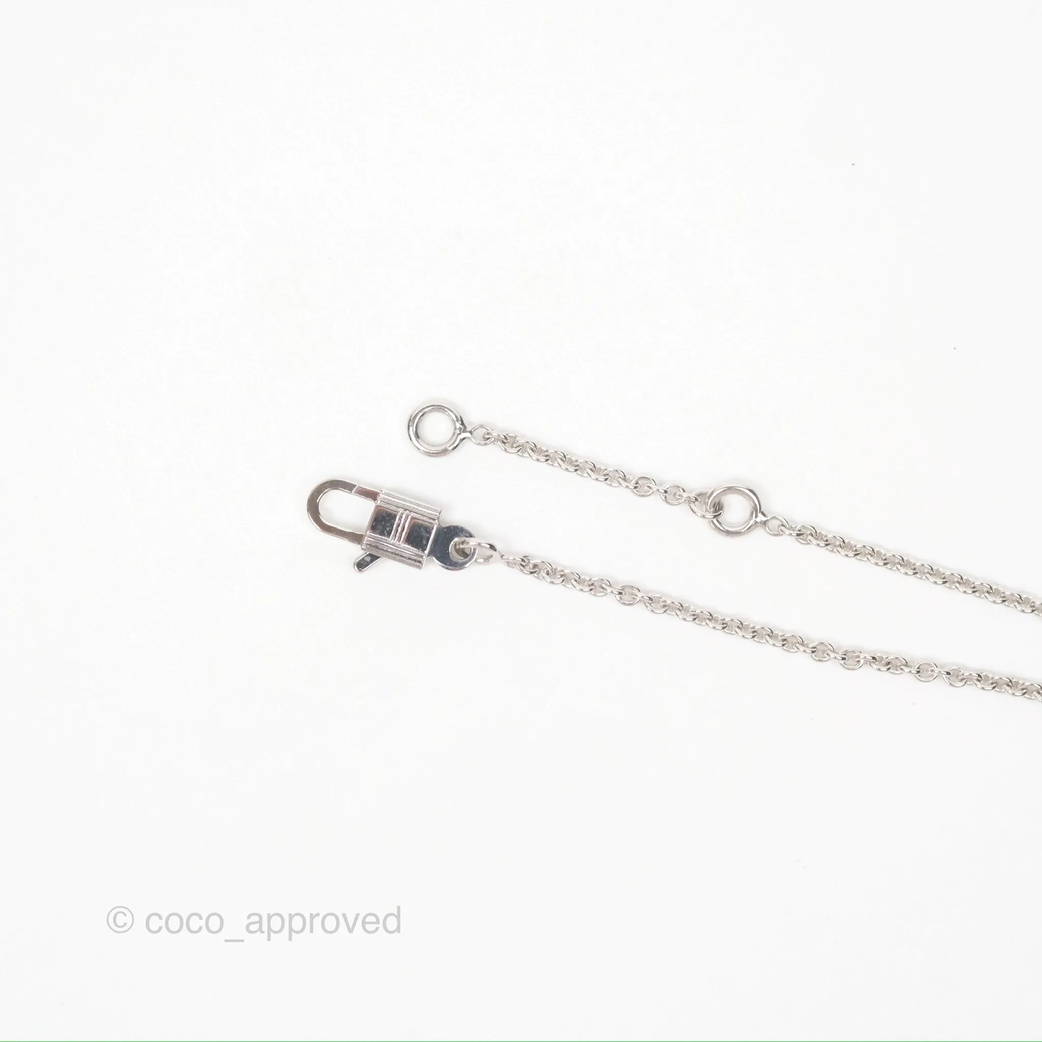 Hermes Kelly Cadenas Pendant White Gold Necklace