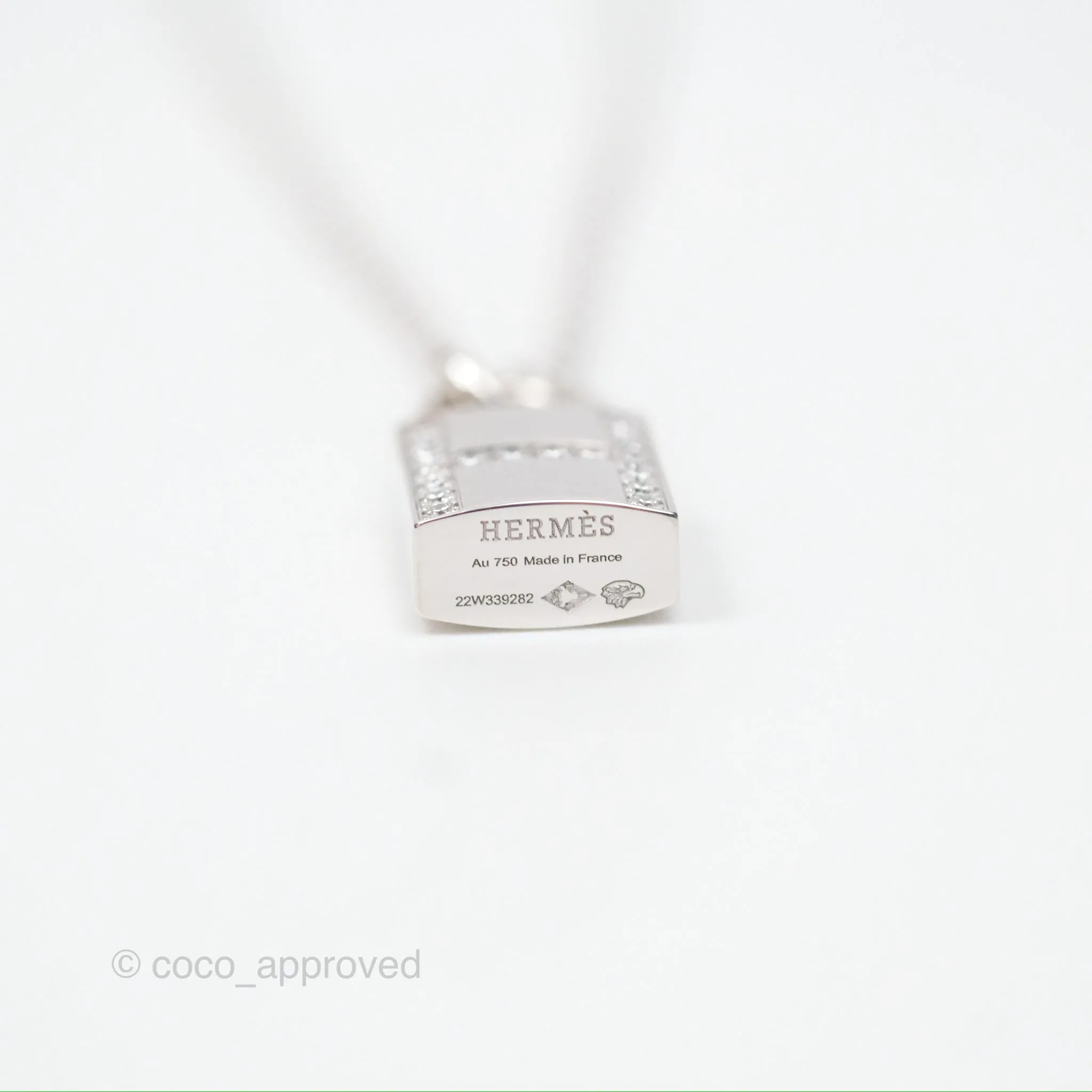 Hermes Kelly Cadenas Pendant White Gold Necklace