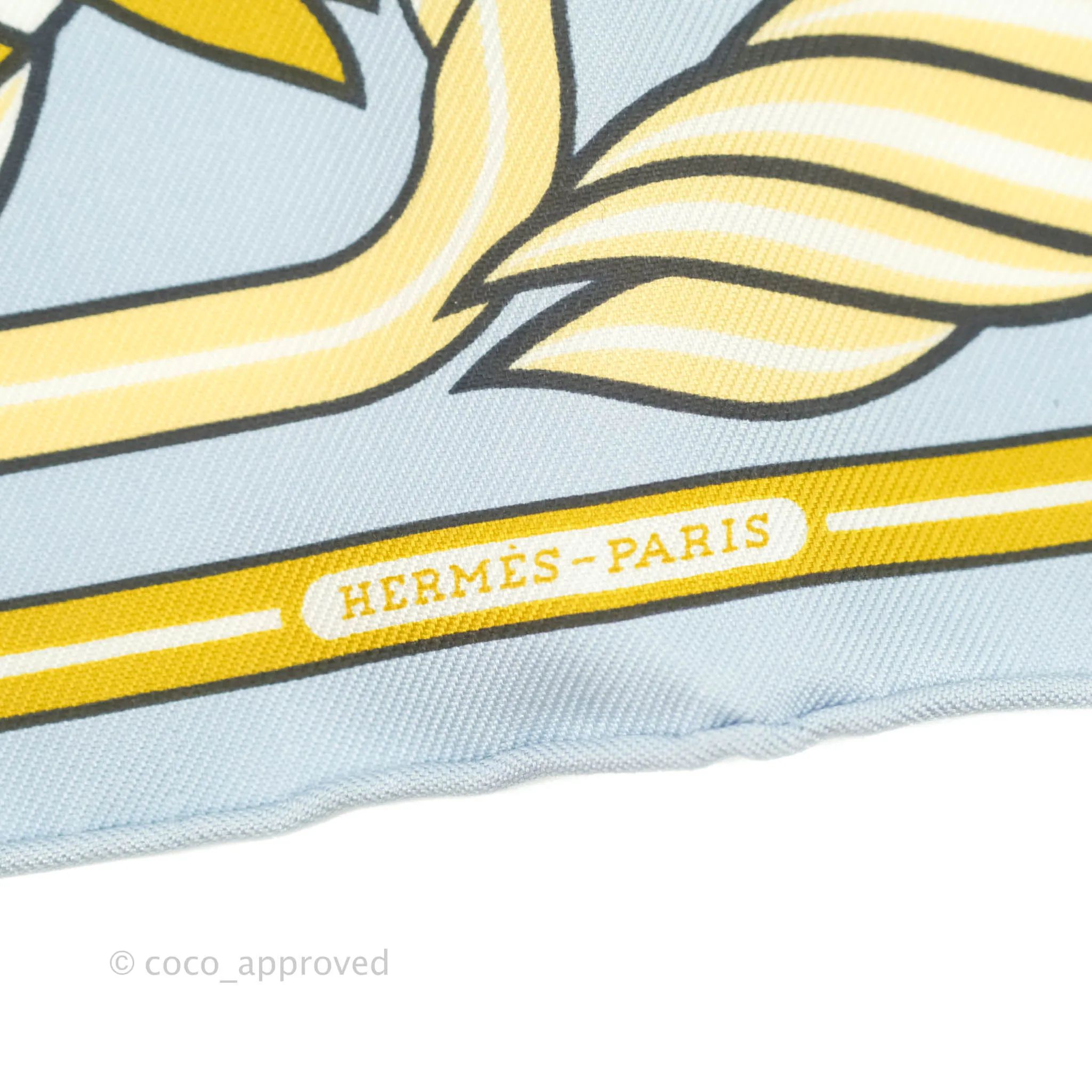 Hermes Quadrige II nano scarf 20 Bleu Ciel/Gold/Bleu Jean