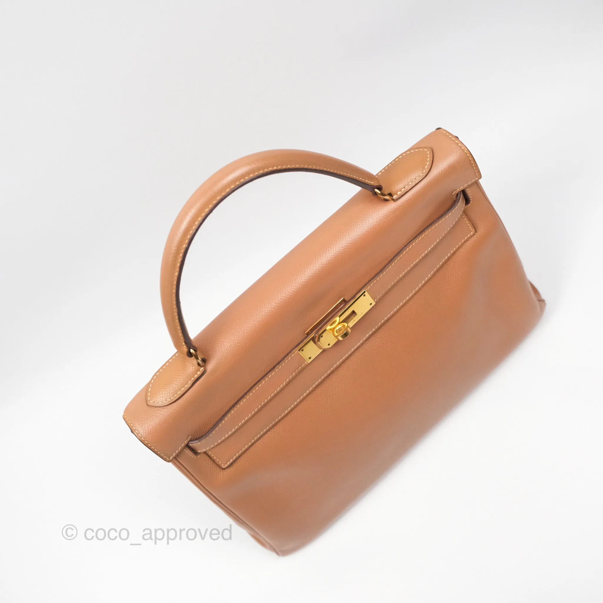 Hermes Vintage Kelly 32 Retourne Natural Gold Hardware