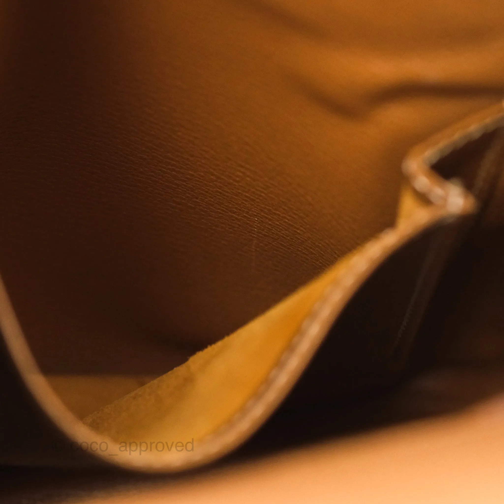 Hermes Vintage Kelly 32 Retourne Natural Gold Hardware