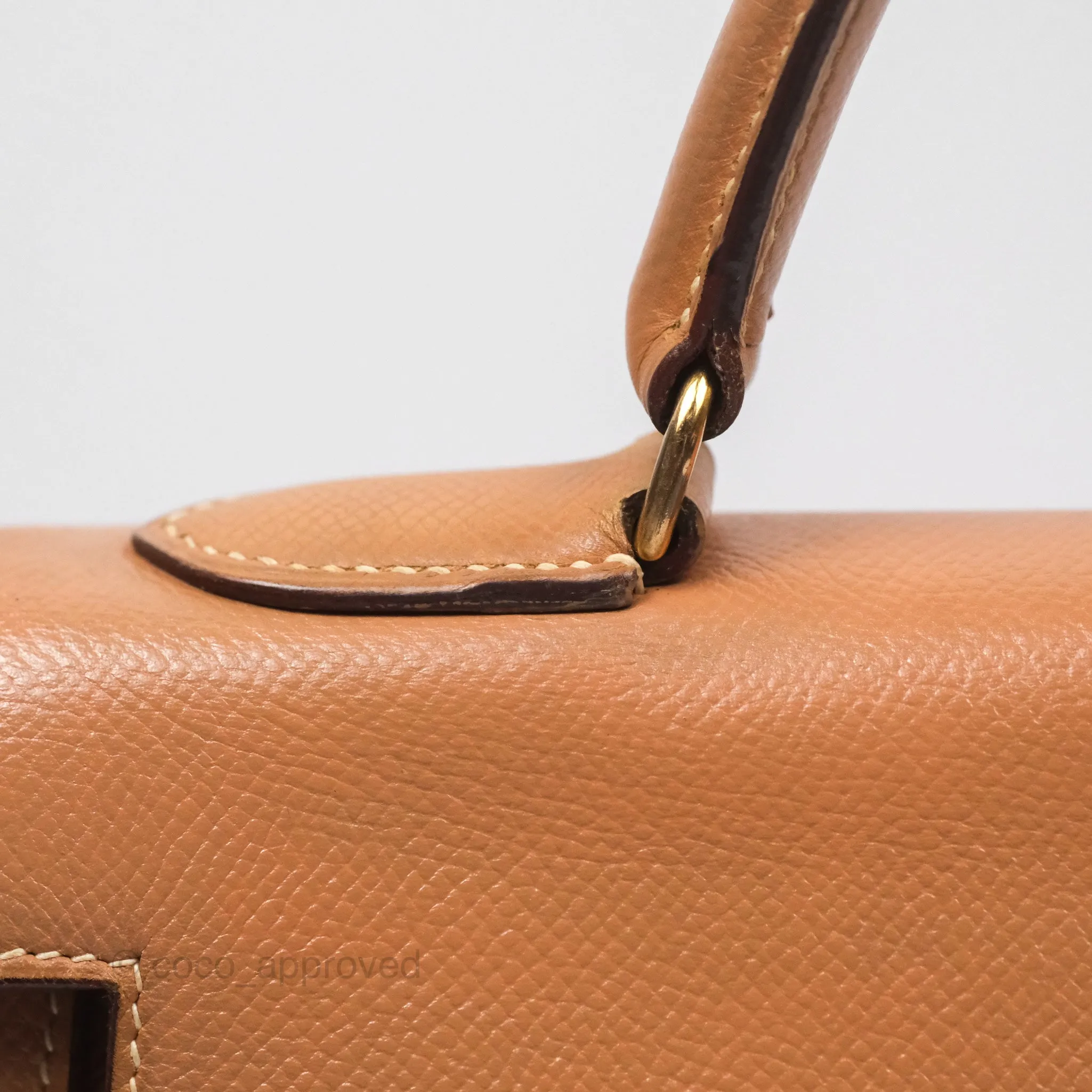 Hermes Vintage Kelly 32 Retourne Natural Gold Hardware