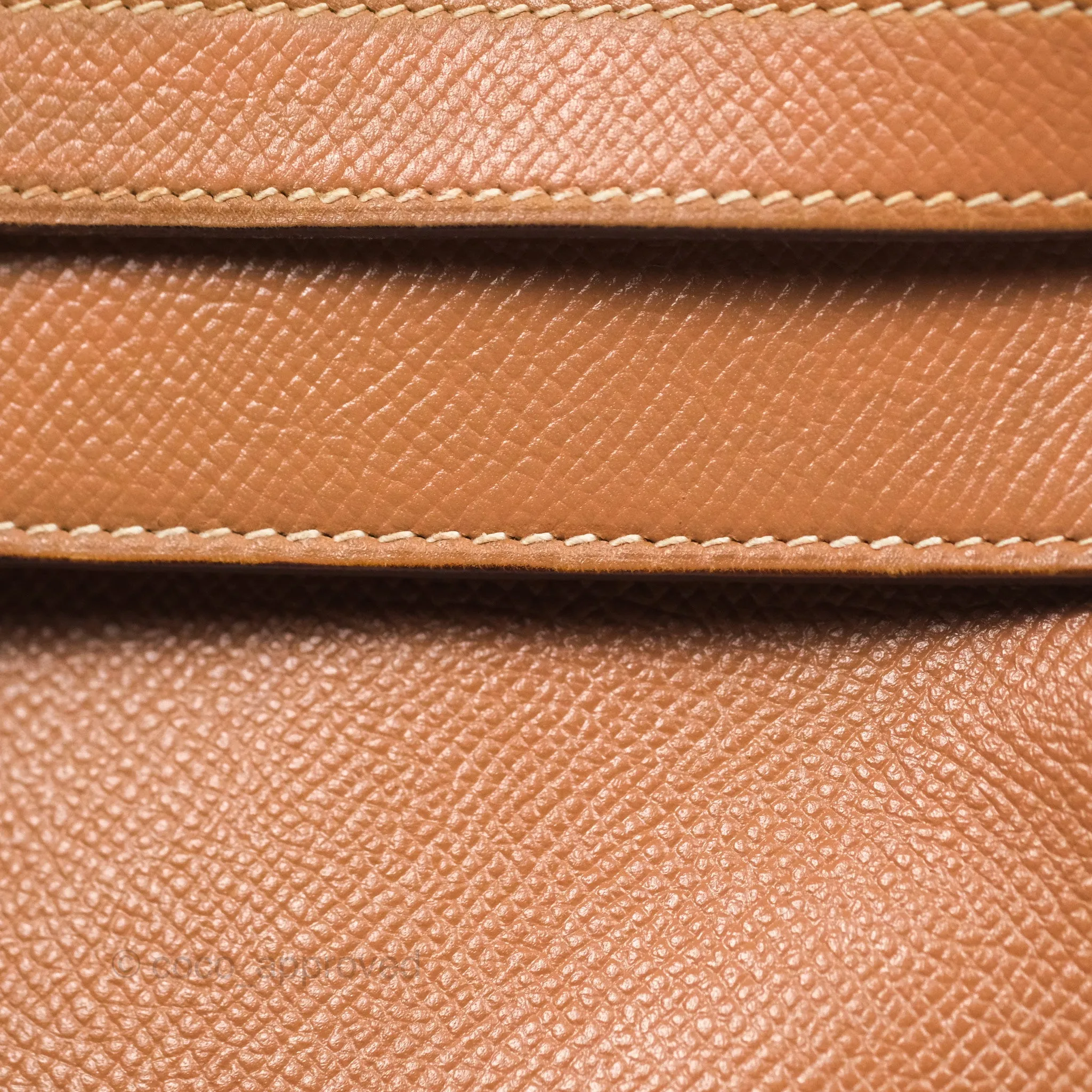 Hermes Vintage Kelly 32 Retourne Natural Gold Hardware