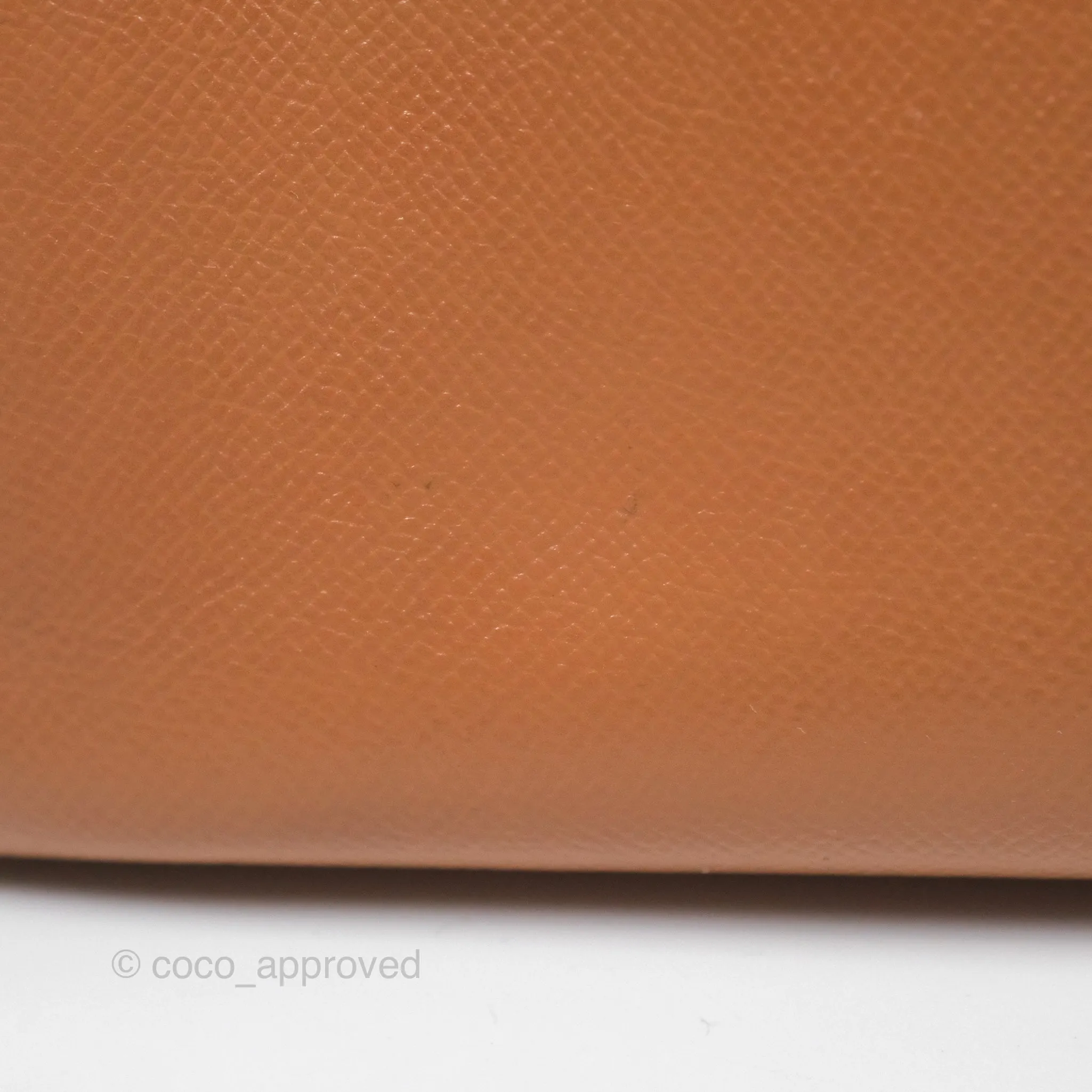 Hermes Vintage Kelly 32 Retourne Natural Gold Hardware