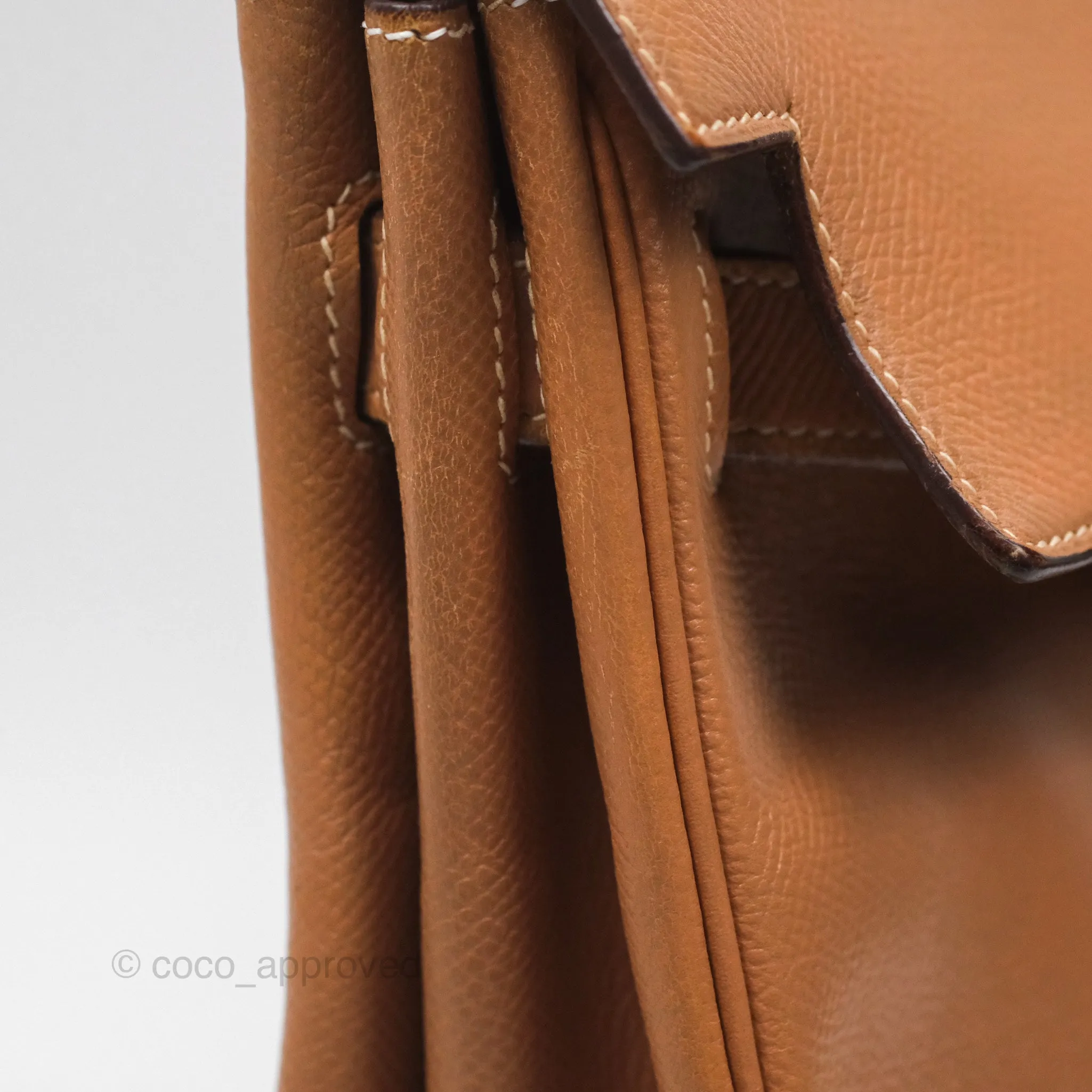 Hermes Vintage Kelly 32 Retourne Natural Gold Hardware
