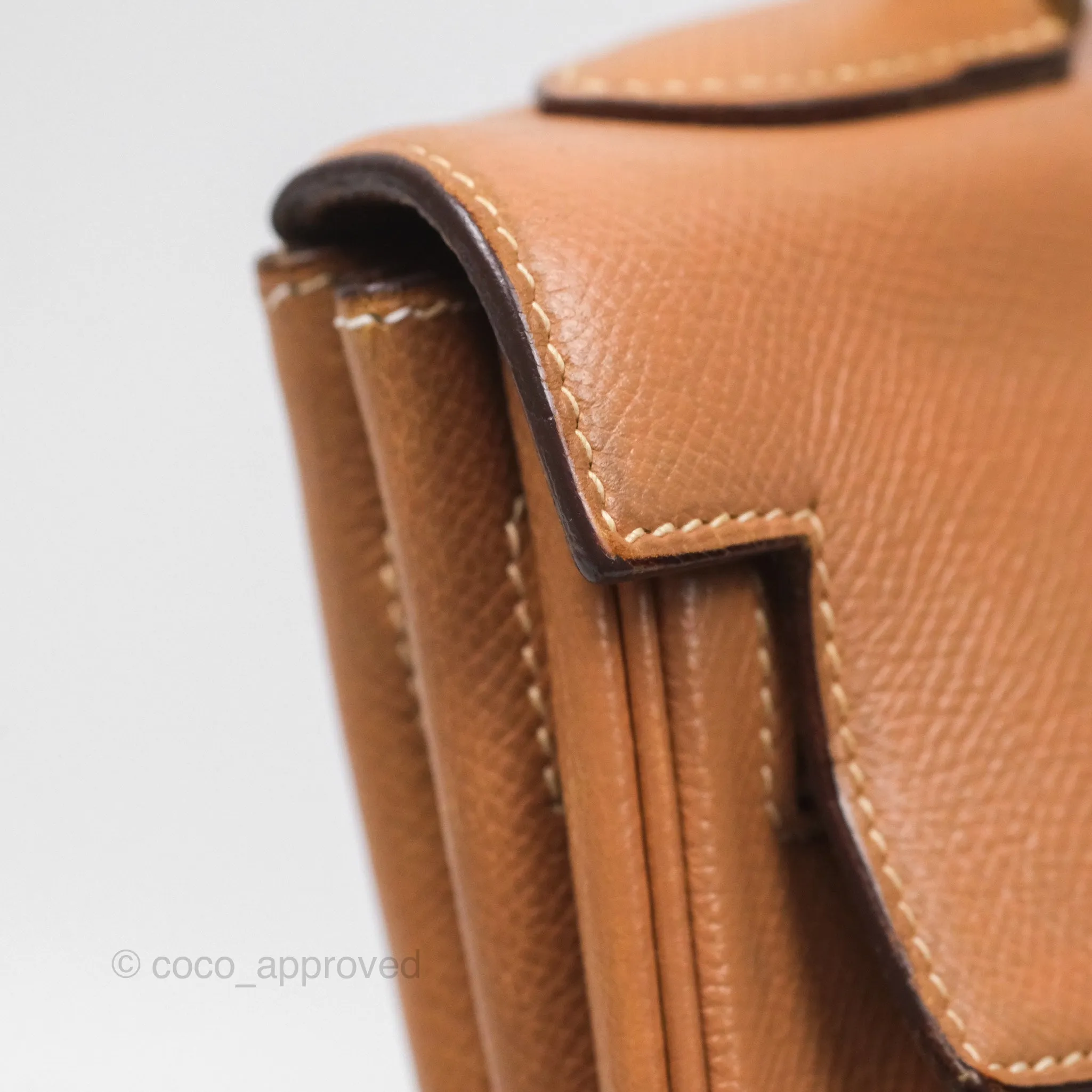 Hermes Vintage Kelly 32 Retourne Natural Gold Hardware