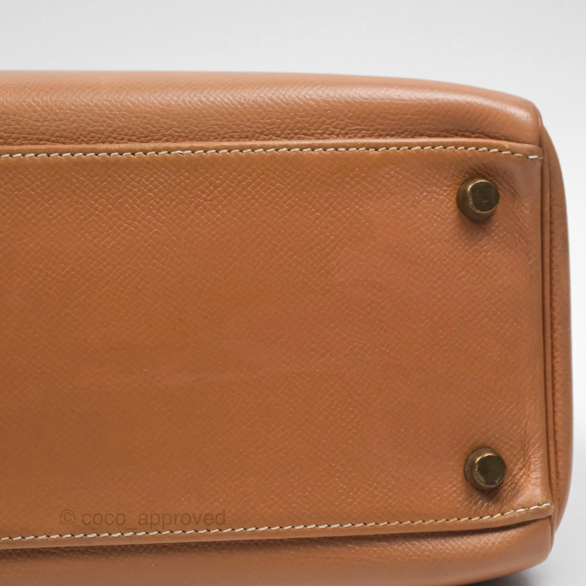 Hermes Vintage Kelly 32 Retourne Natural Gold Hardware