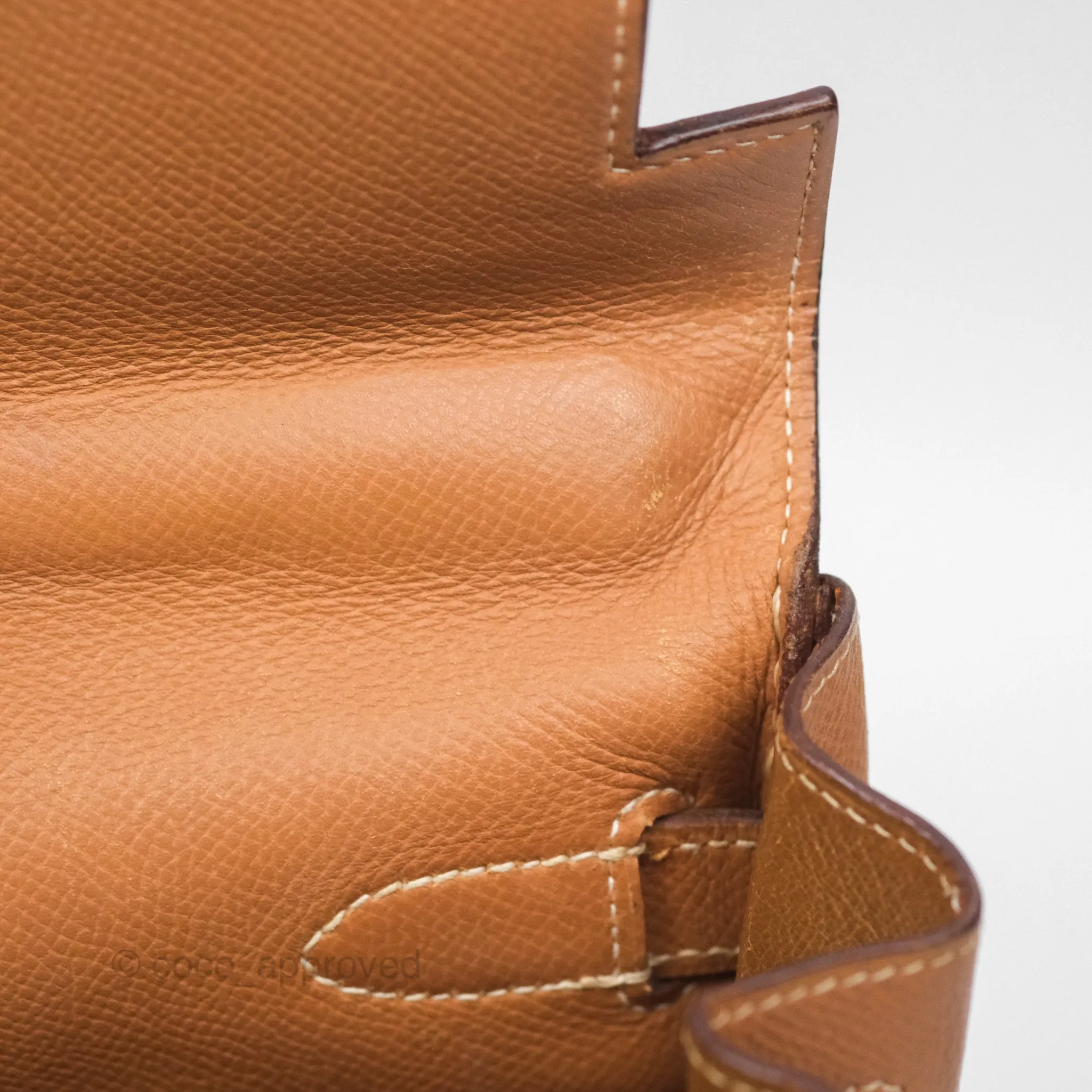Hermes Vintage Kelly 32 Retourne Natural Gold Hardware