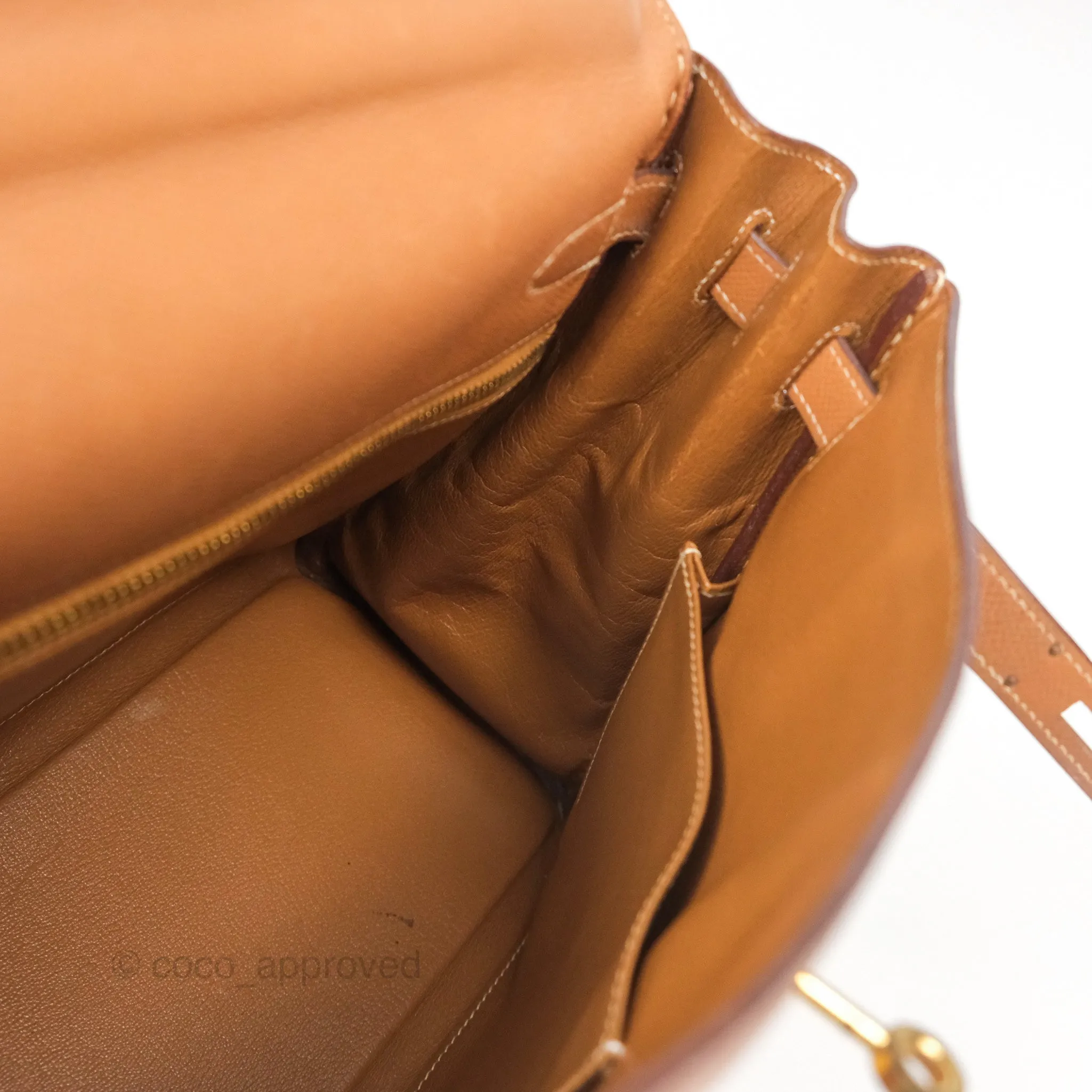 Hermes Vintage Kelly 32 Retourne Natural Gold Hardware