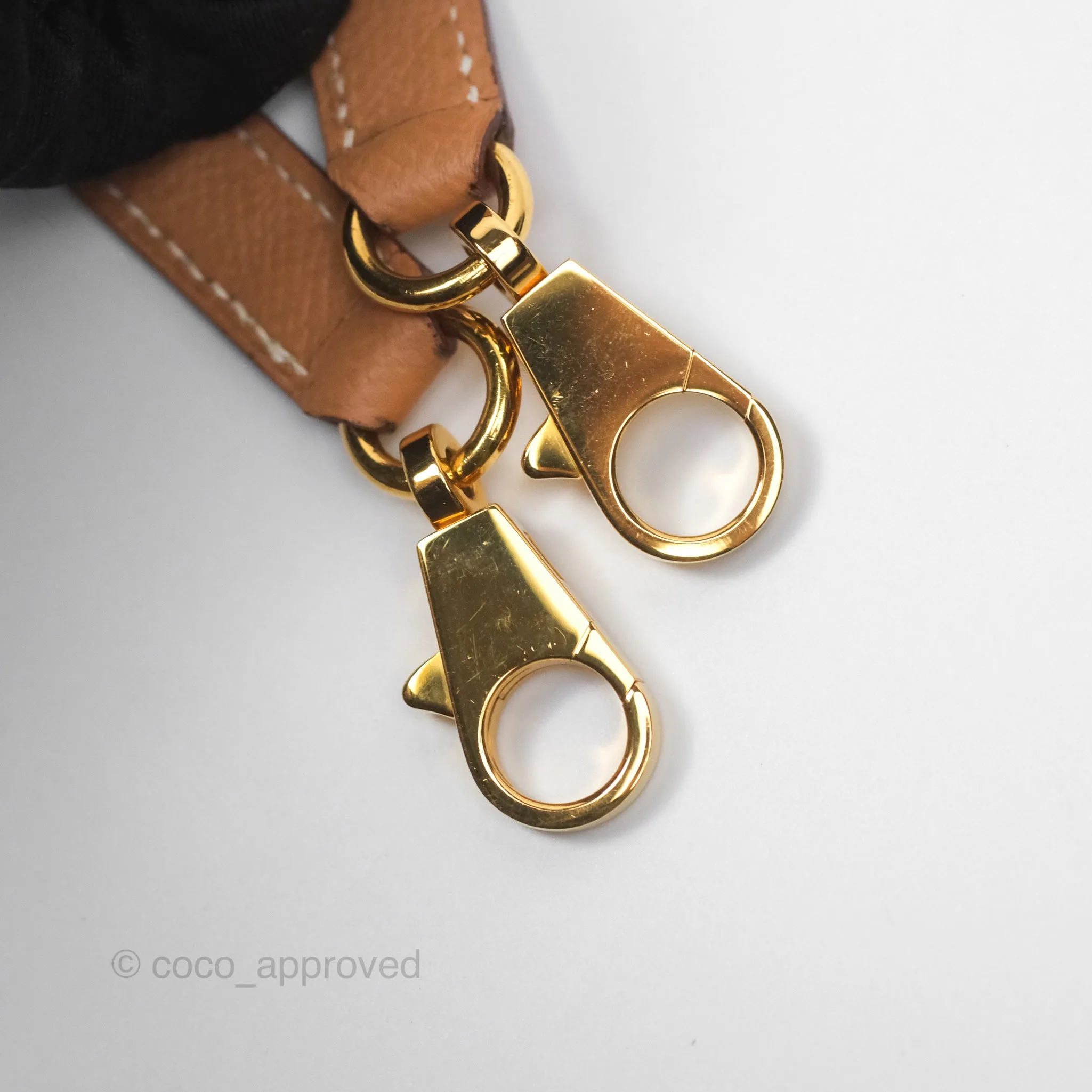Hermes Vintage Kelly 32 Retourne Natural Gold Hardware