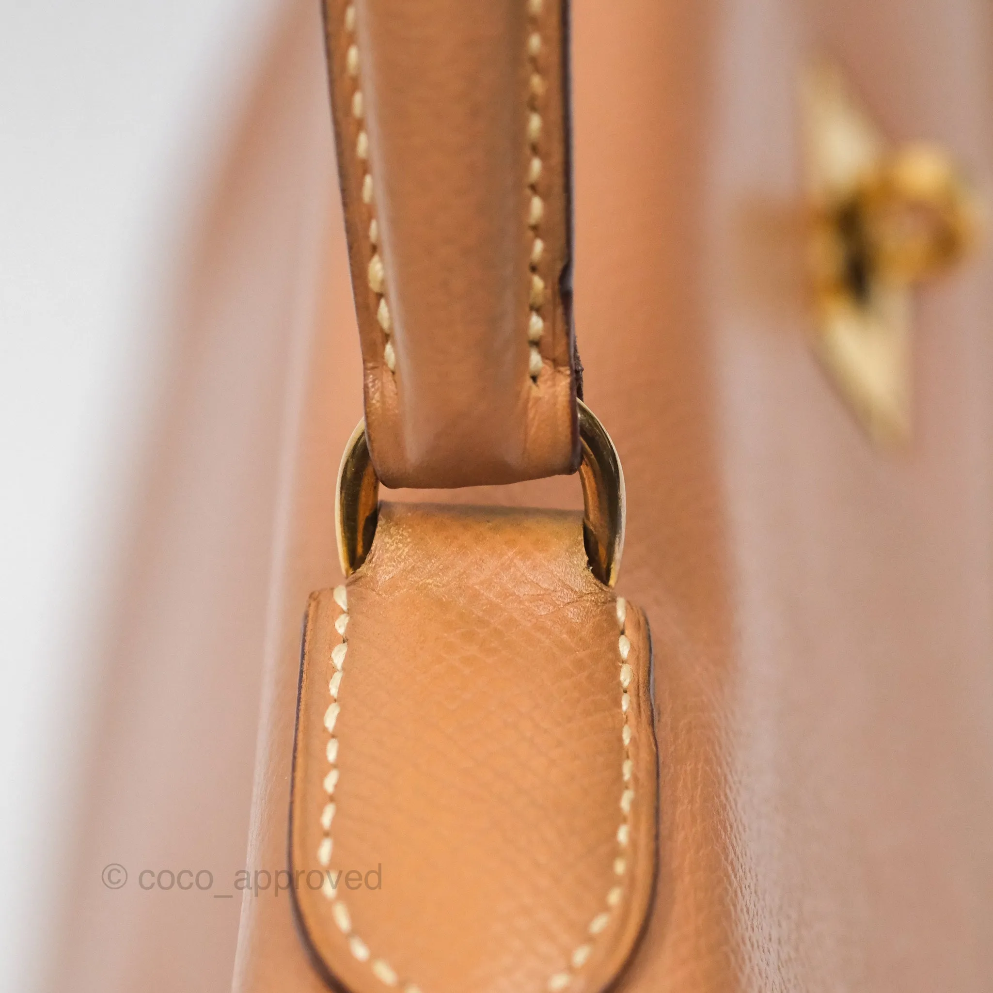Hermes Vintage Kelly 32 Retourne Natural Gold Hardware
