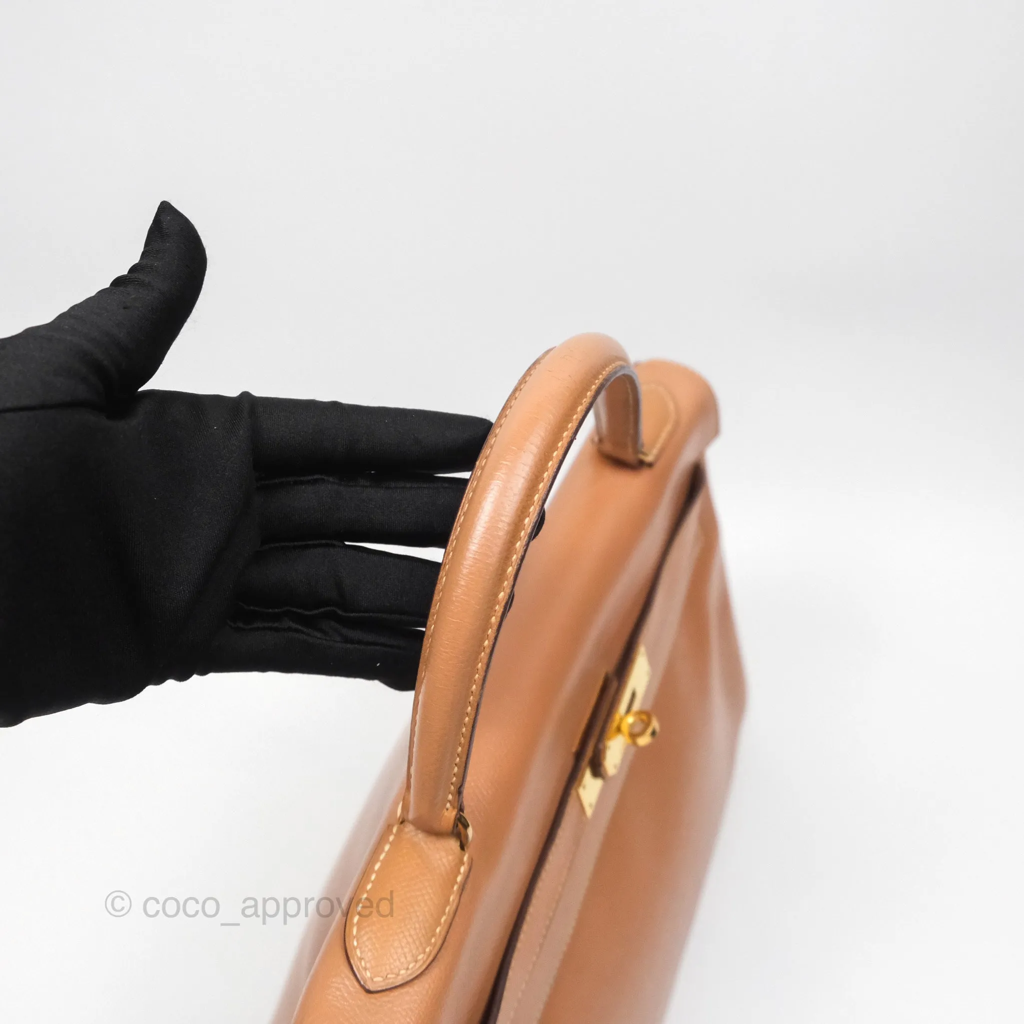 Hermes Vintage Kelly 32 Retourne Natural Gold Hardware