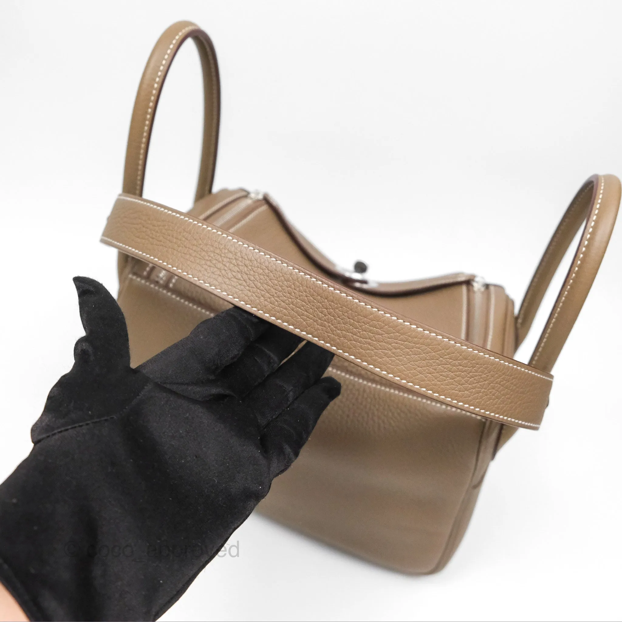 Herms Lindy 26 Etoupe 18 Clemence Palladium Hardware