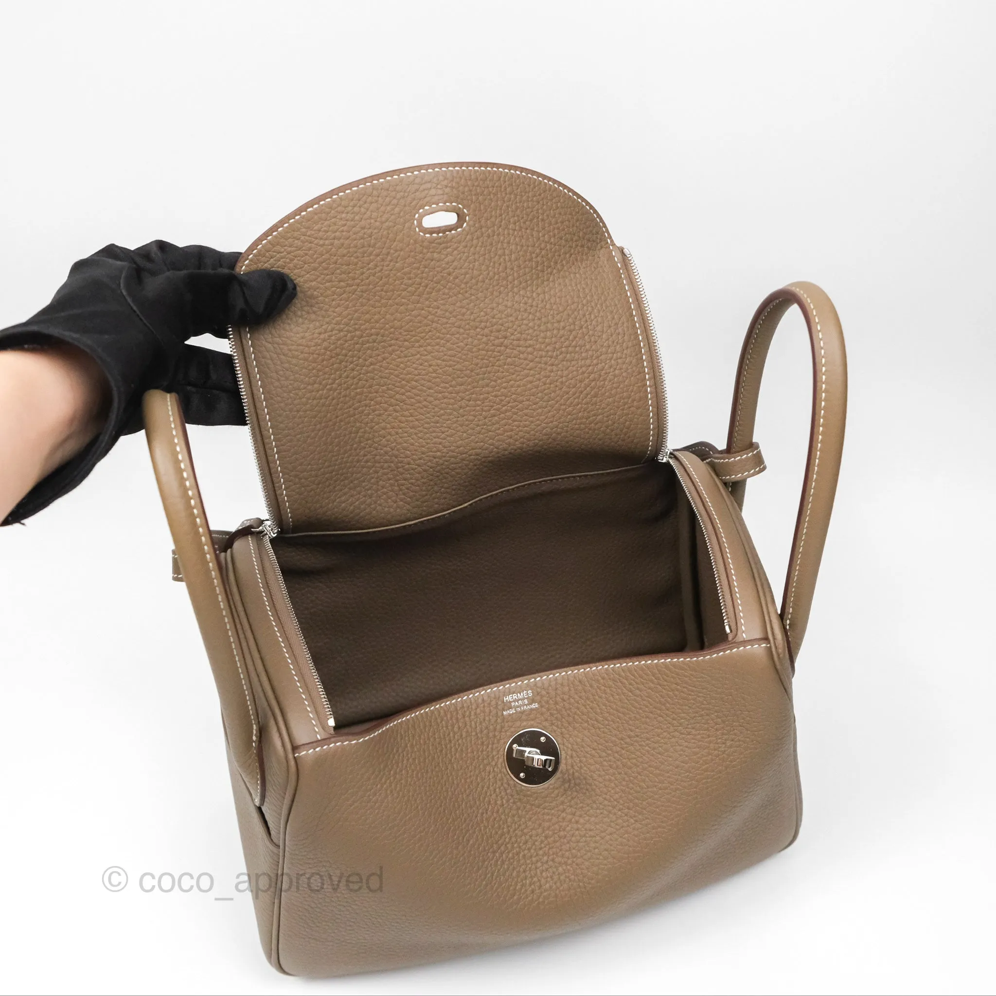 Herms Lindy 26 Etoupe 18 Clemence Palladium Hardware