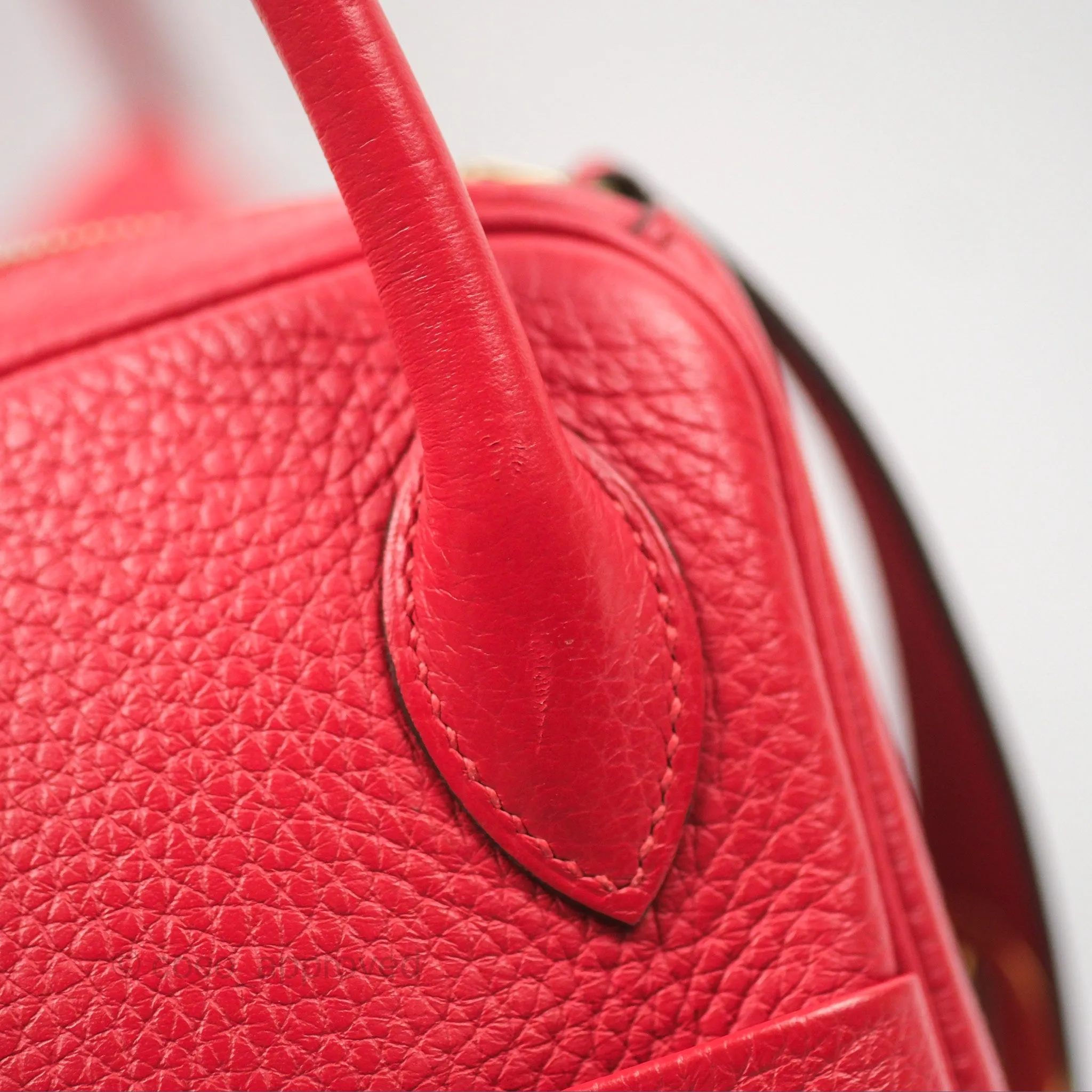Herms Lindy 26 Rouge Tomate Clemence Gold Hardware