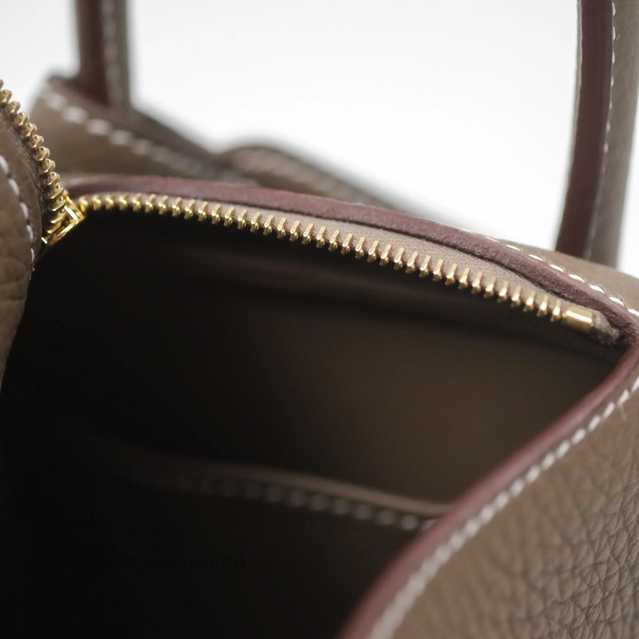 Herms Mini Lindy 20 Etoupe 18 Clemence Gold Hardware
