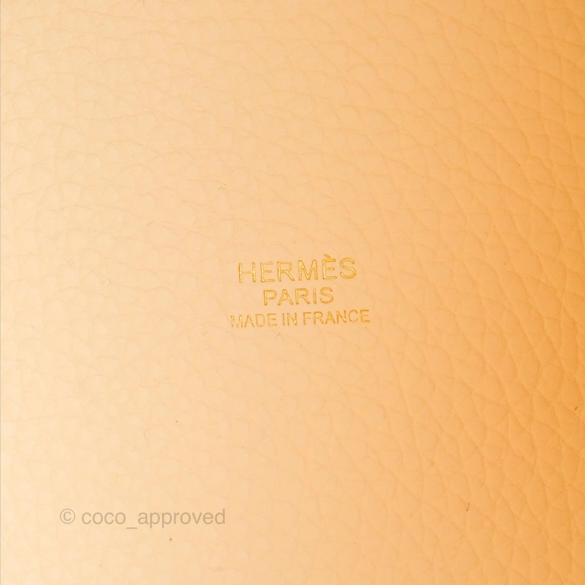 Herms Picotin Lock 18 Nata Taurillon Clemence Gold Hardware