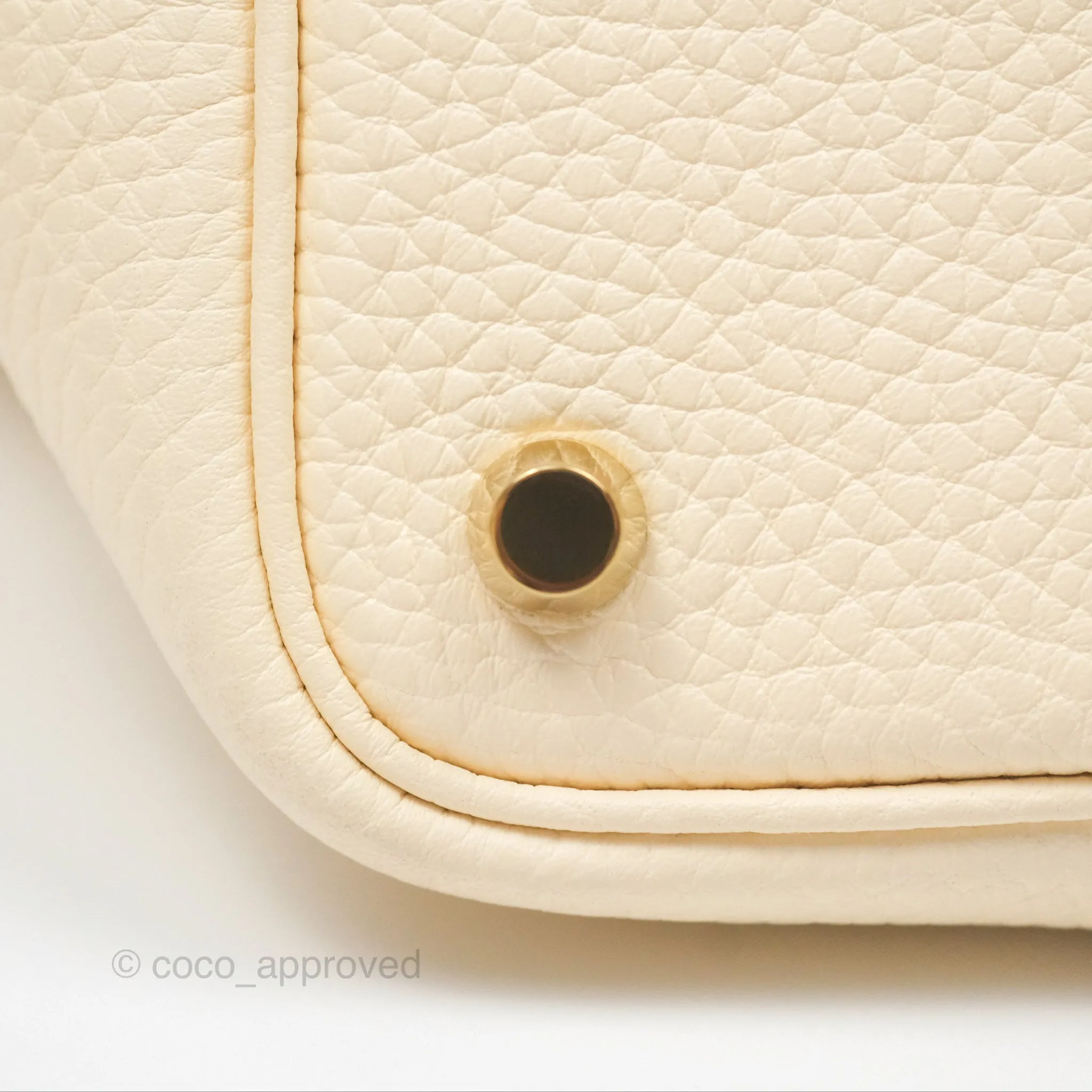 Herms Picotin Lock 18 Nata Taurillon Clemence Gold Hardware