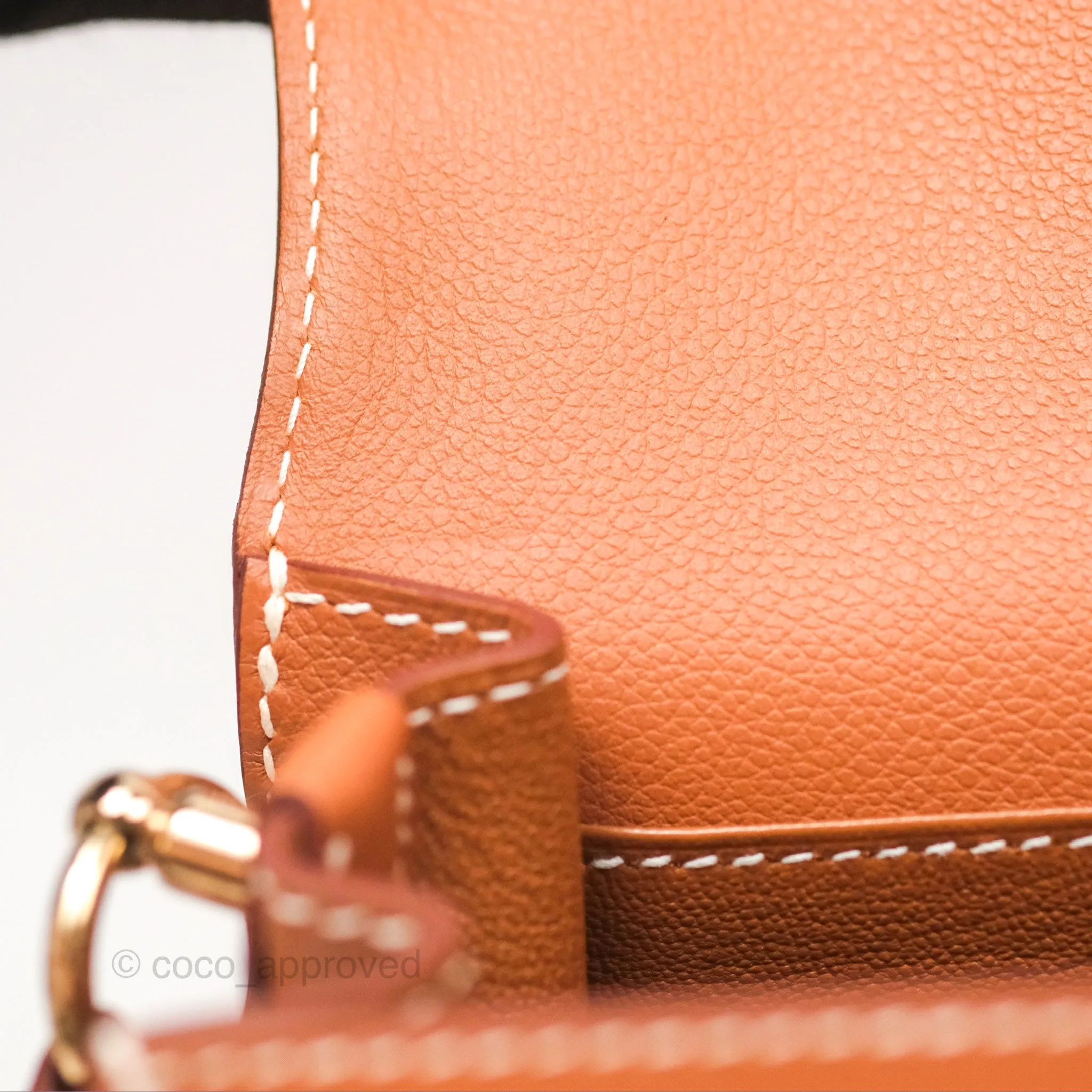 Herms Roulis 23 Gold Evercolor Gold Hardware
