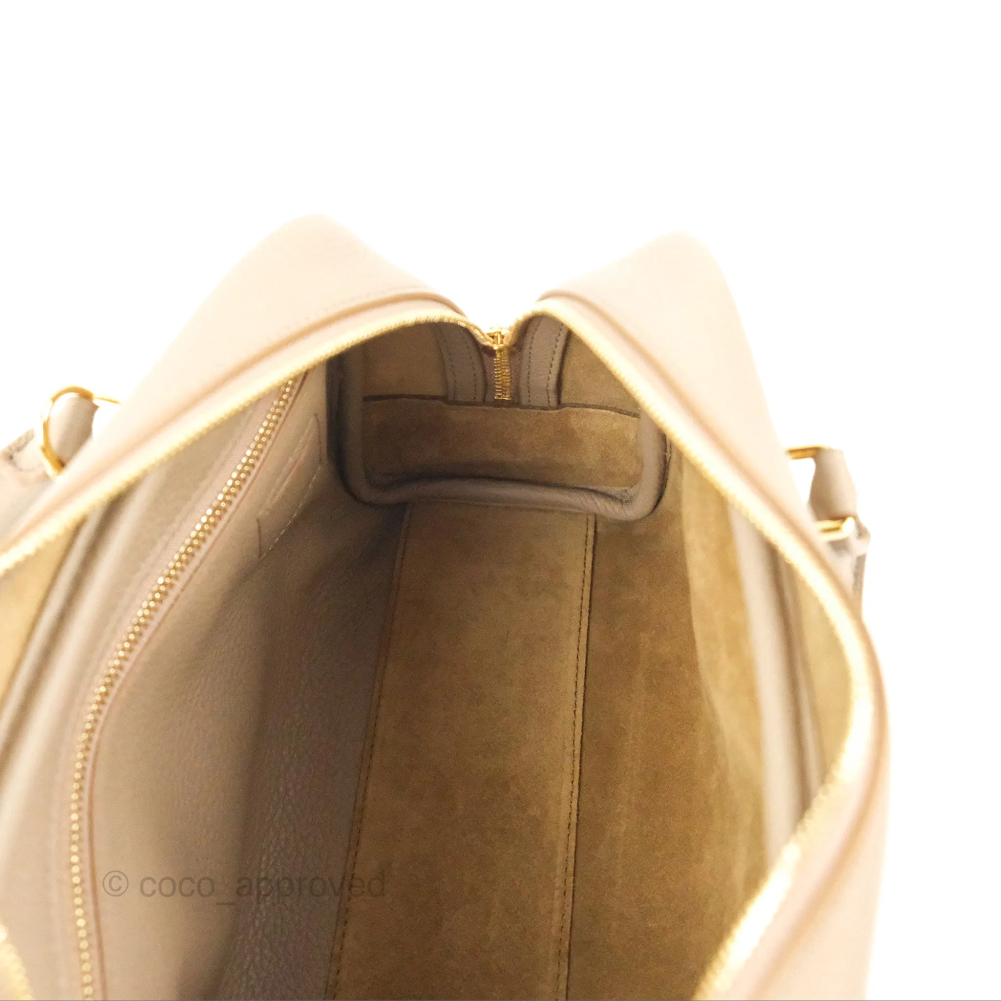 Loewe Amazona 23 Bag Sand Soft Grained Calfskin