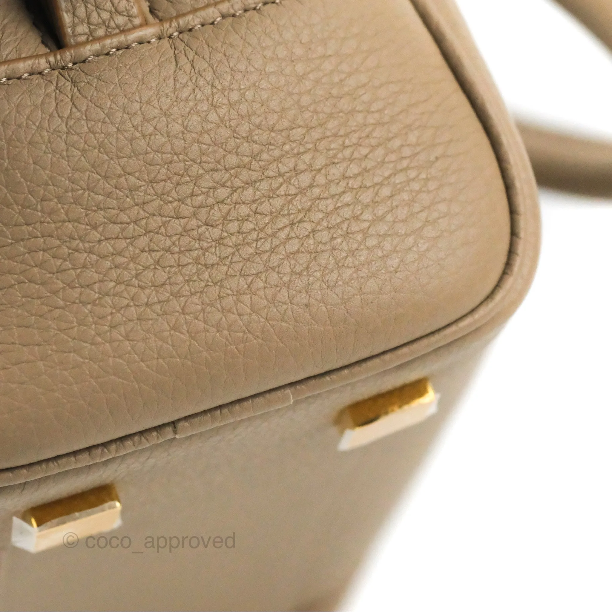 Loewe Amazona 23 Bag Sand Soft Grained Calfskin