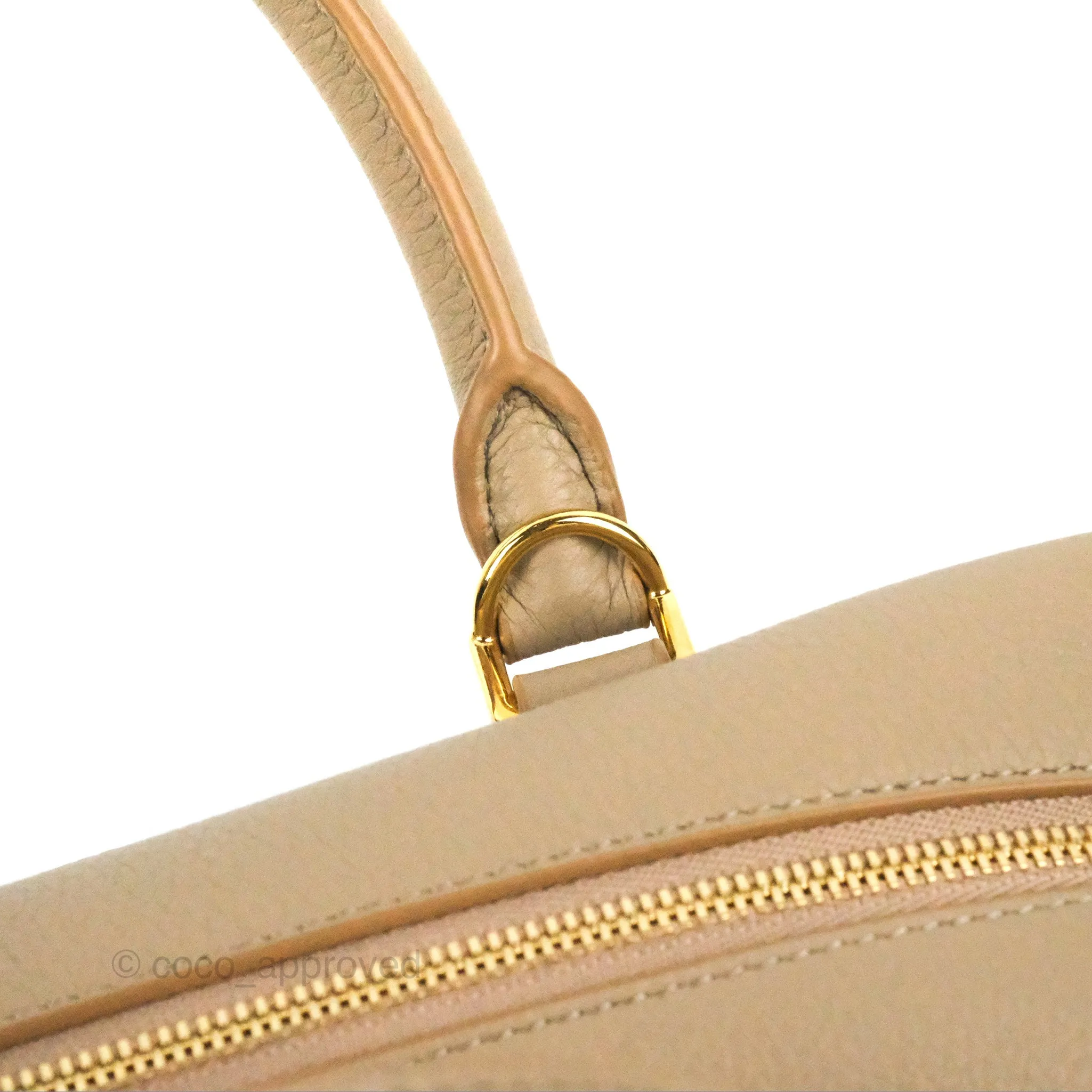 Loewe Amazona 23 Bag Sand Soft Grained Calfskin