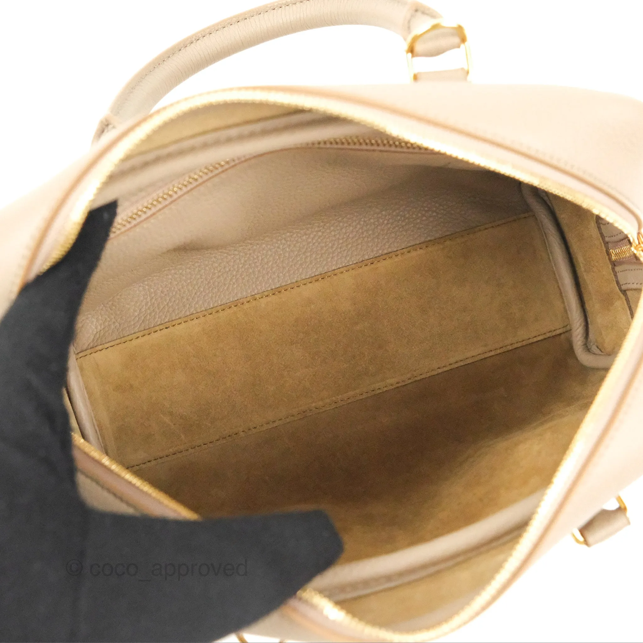 Loewe Amazona 23 Bag Sand Soft Grained Calfskin