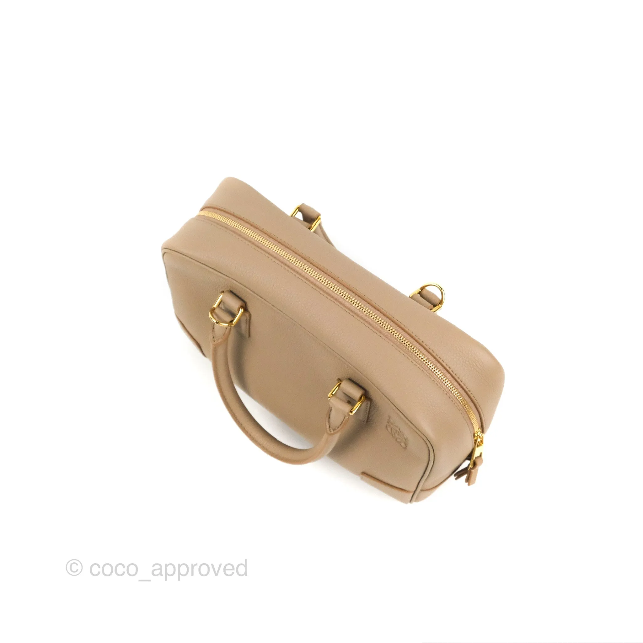 Loewe Amazona 23 Bag Sand Soft Grained Calfskin