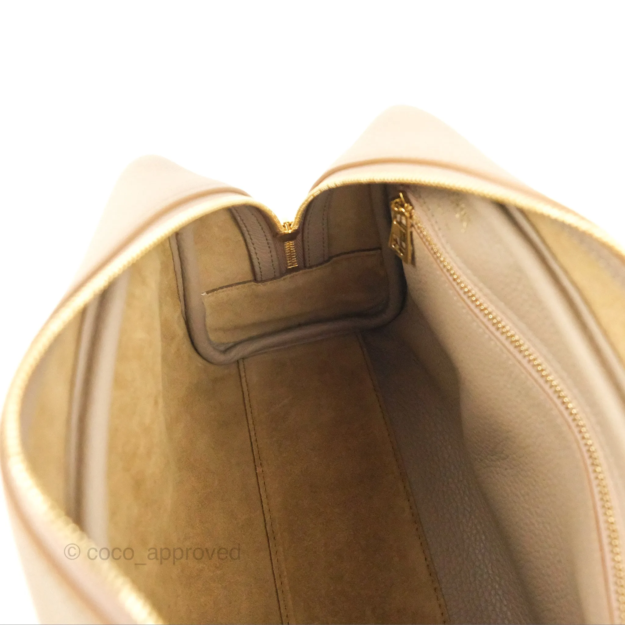 Loewe Amazona 23 Bag Sand Soft Grained Calfskin