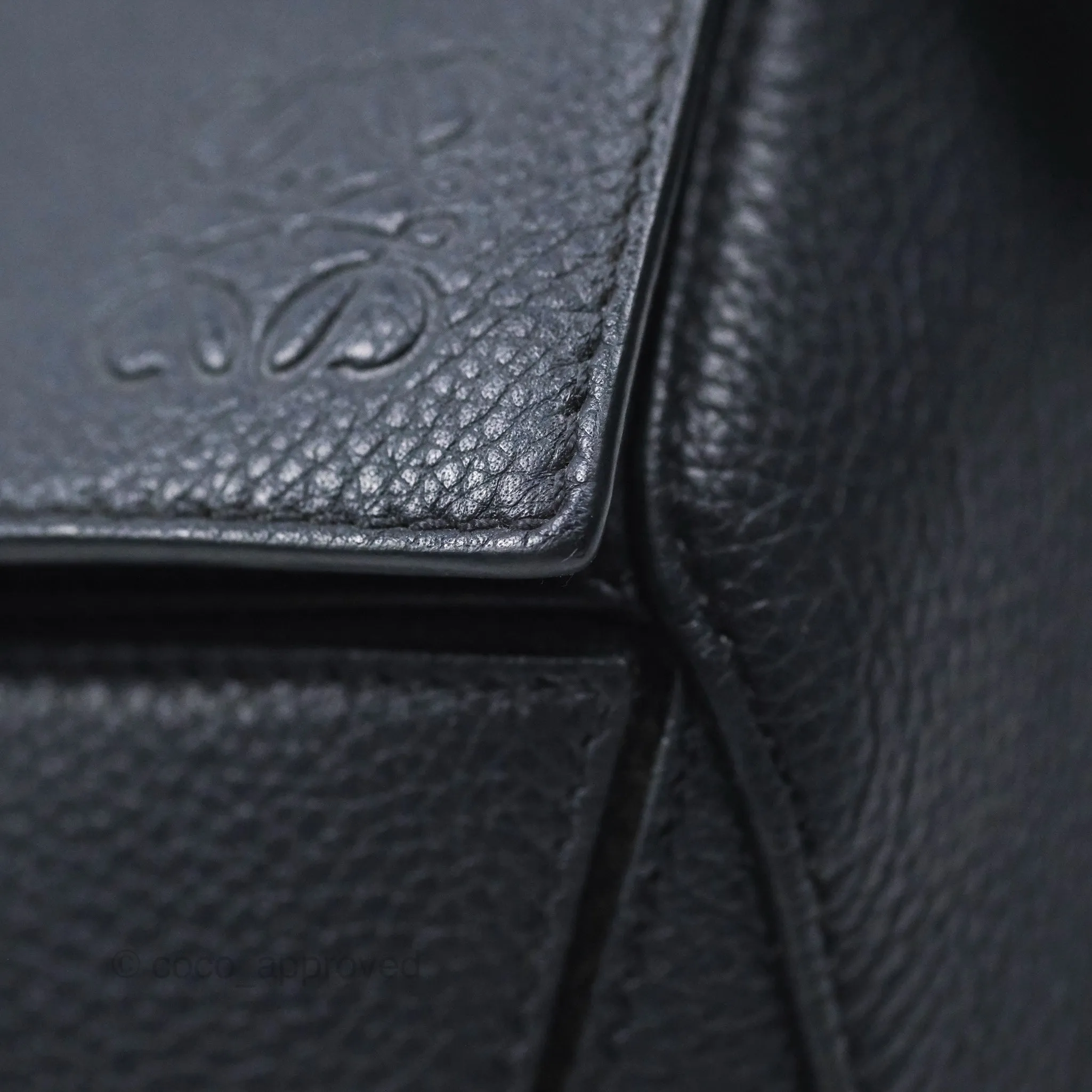 Loewe Medium Puzzle Bag Navy Calfskin Gold Hardware