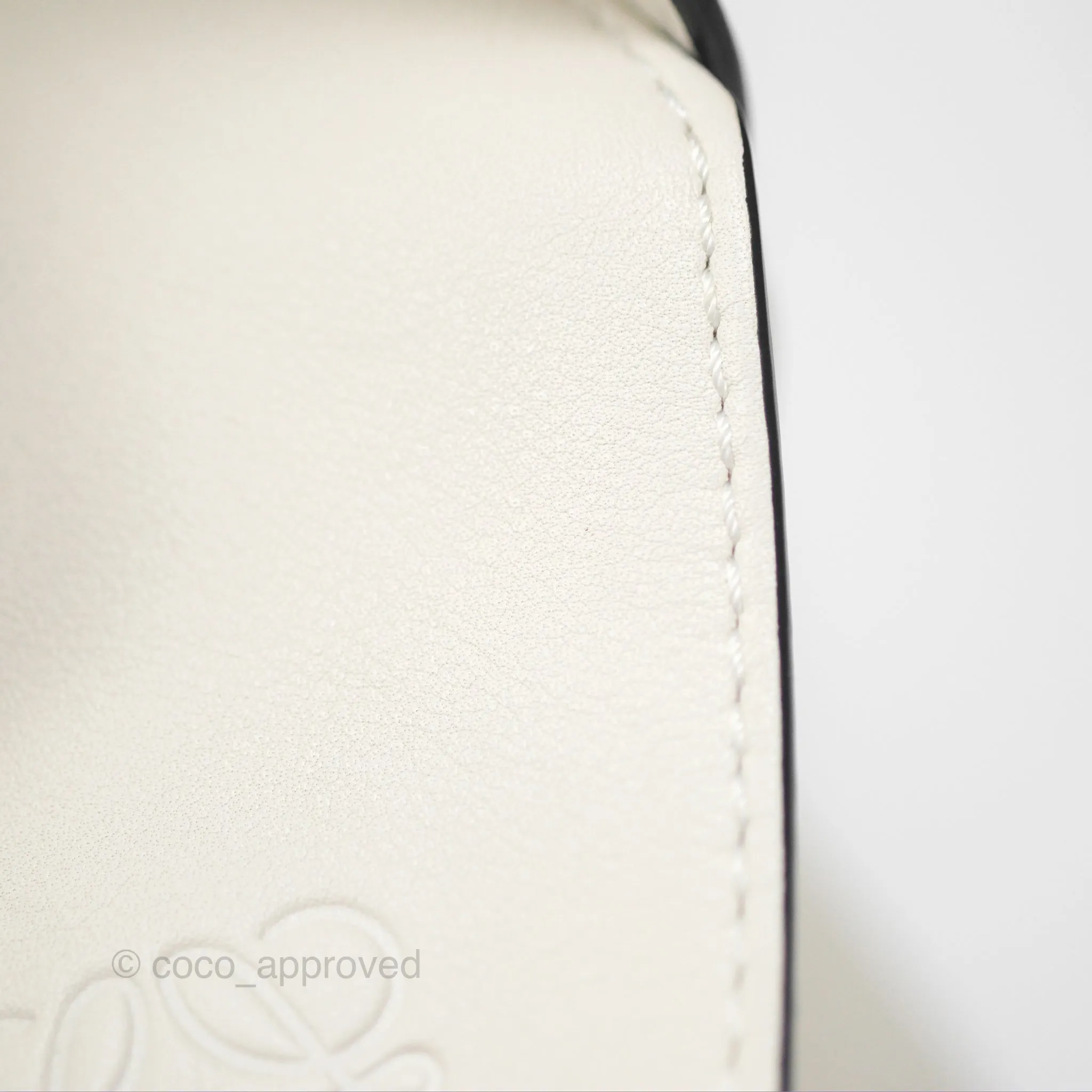 Loewe Puzzle Hobo Shoulder Bag Soft White Calfskin
