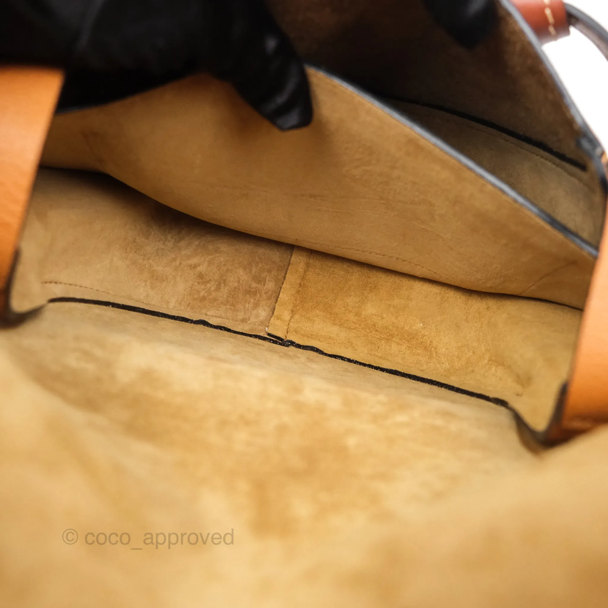 Loewe Small Gate Bag Grained Calfskin in Tan