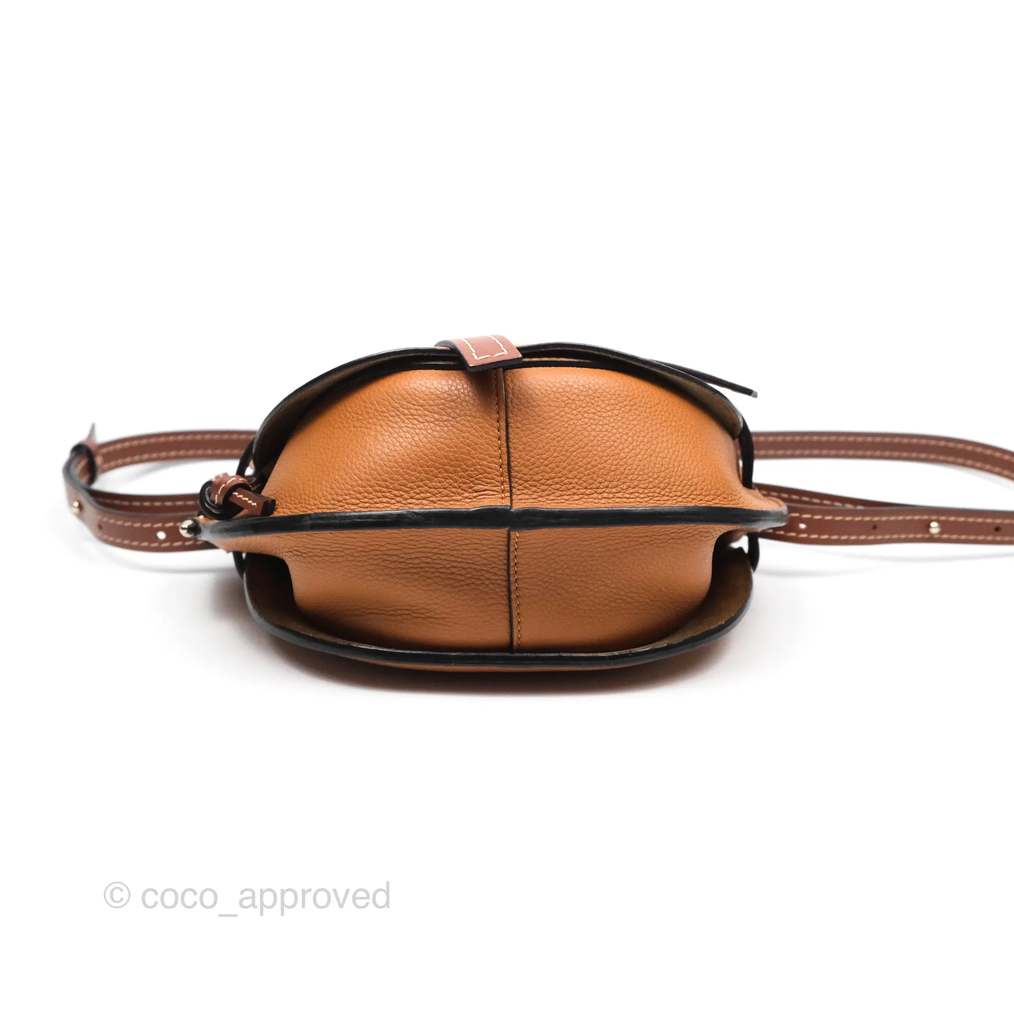 Loewe Small Gate Bag Grained Calfskin in Tan