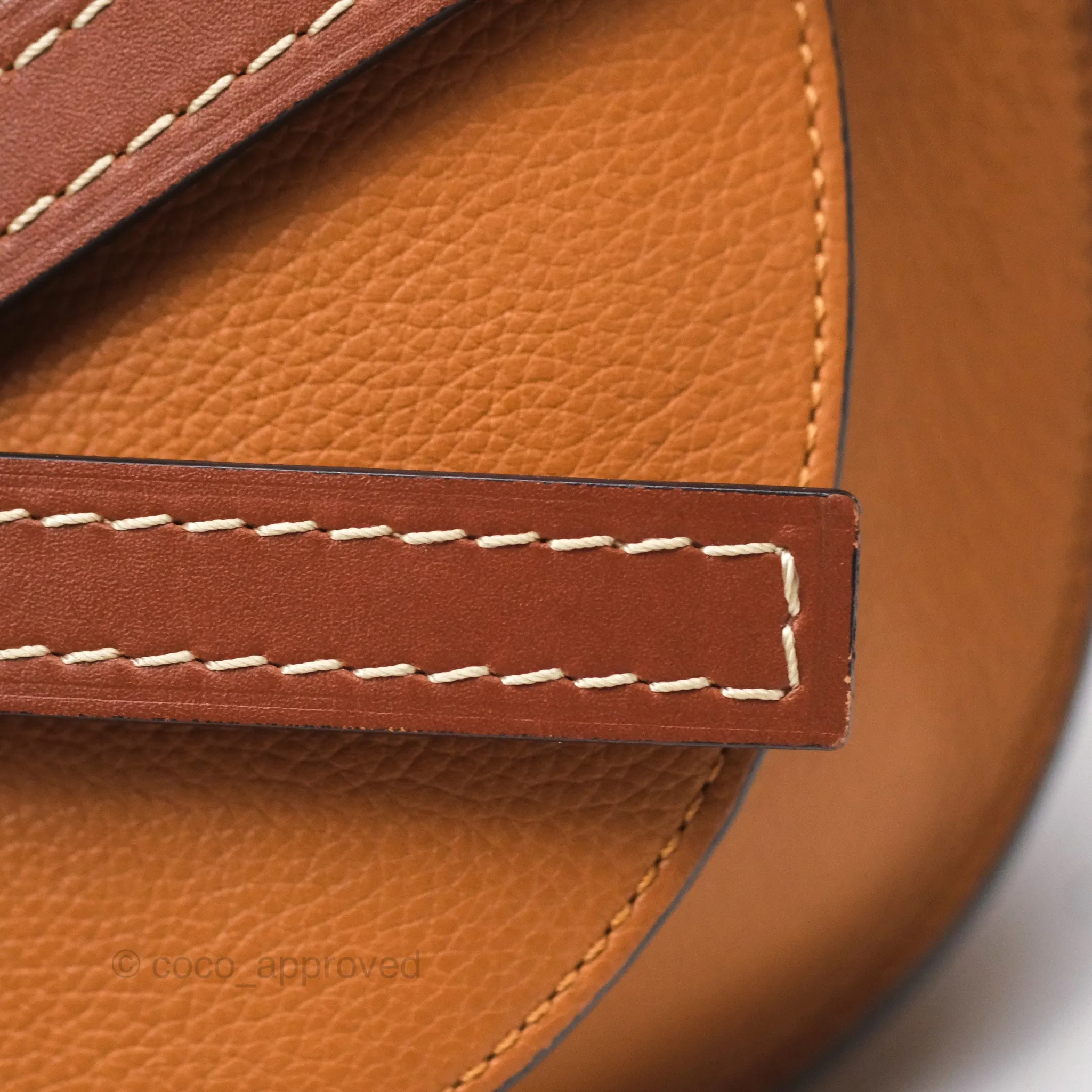 Loewe Small Gate Bag Grained Calfskin in Tan