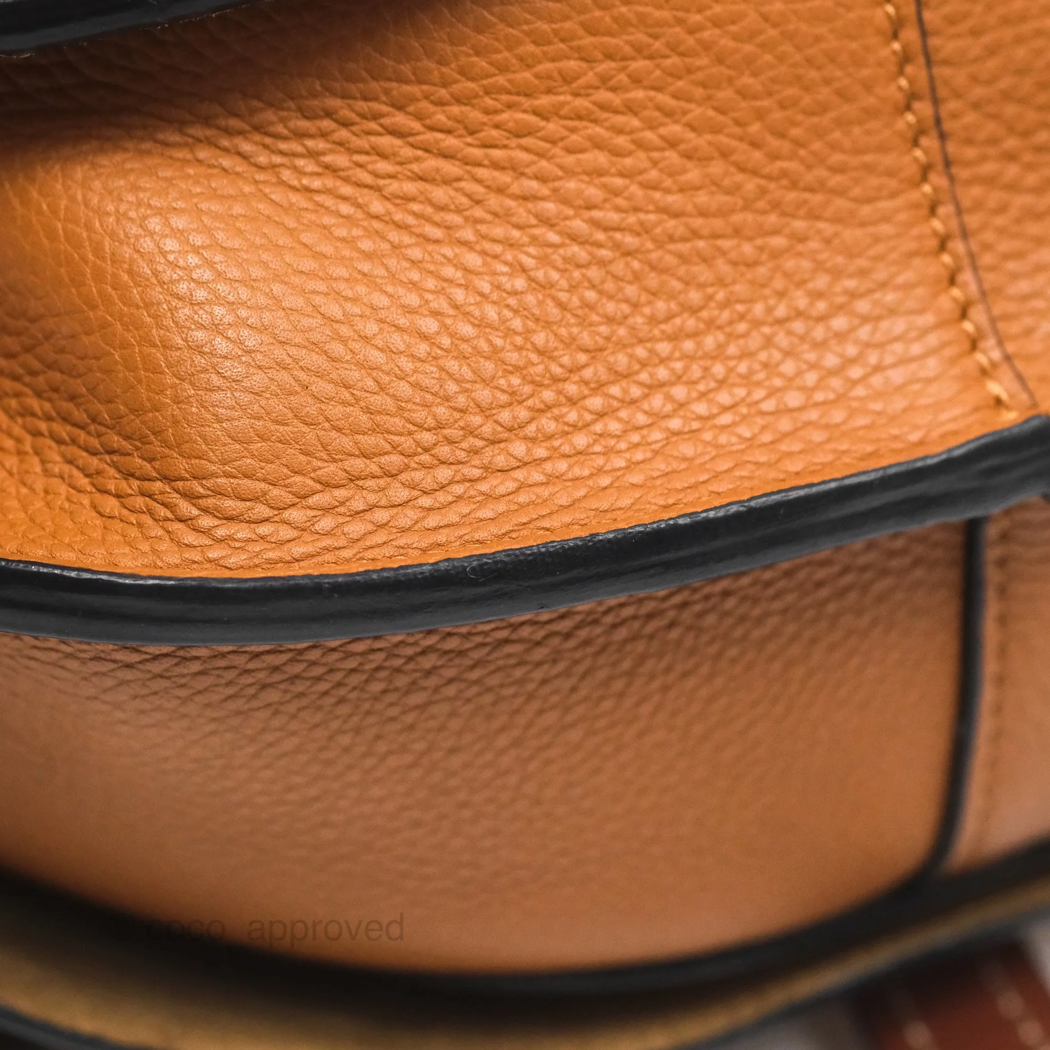 Loewe Small Gate Bag Grained Calfskin in Tan