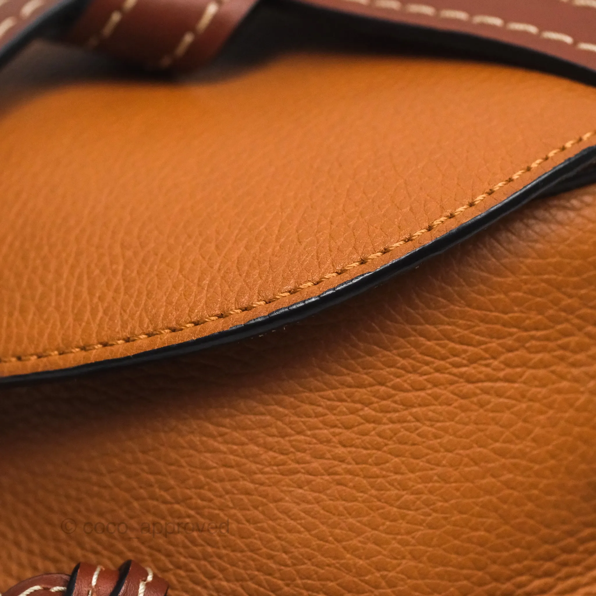Loewe Small Gate Bag Grained Calfskin in Tan