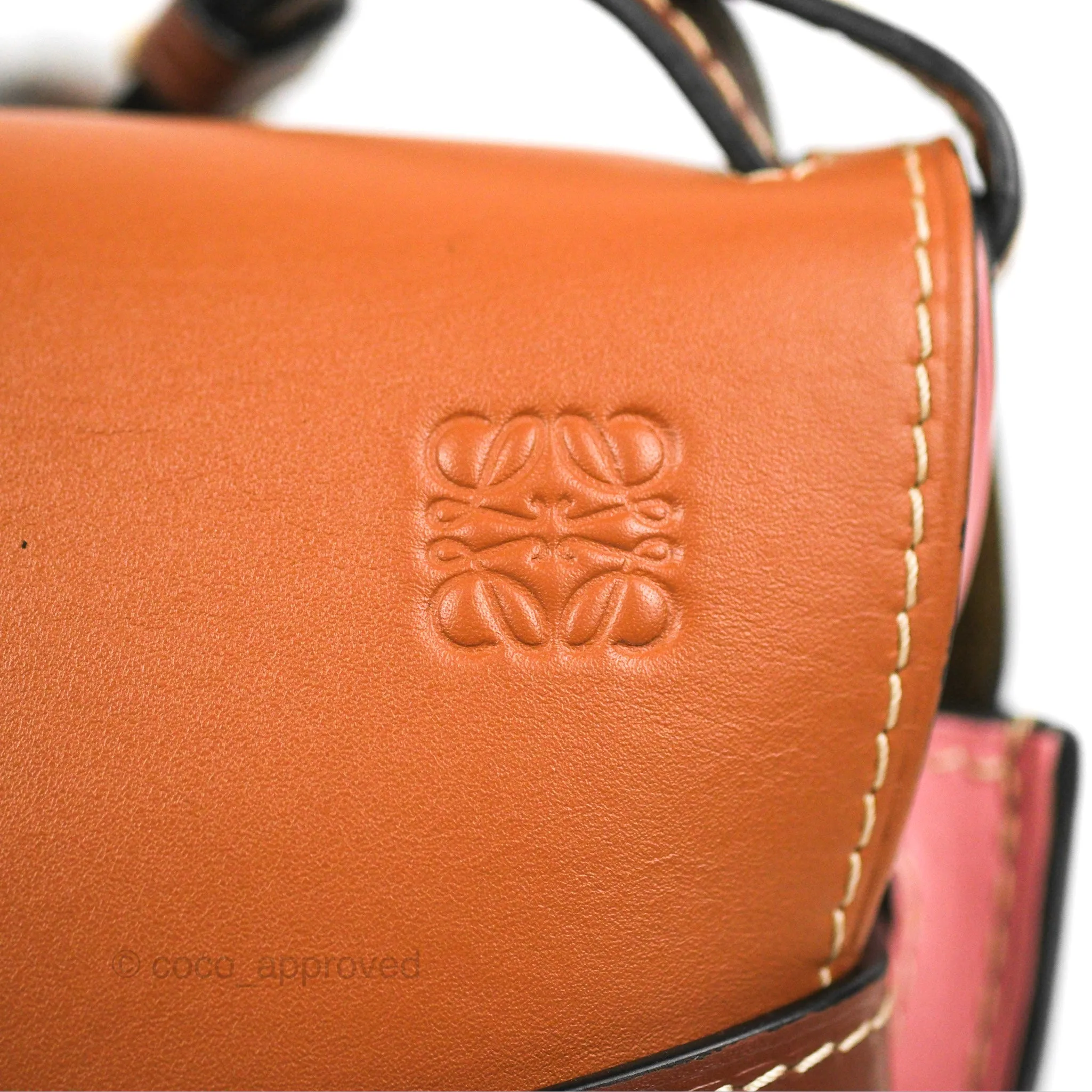 Loewe Small Gate Bag Smooth Calfskin in Tan/Pink