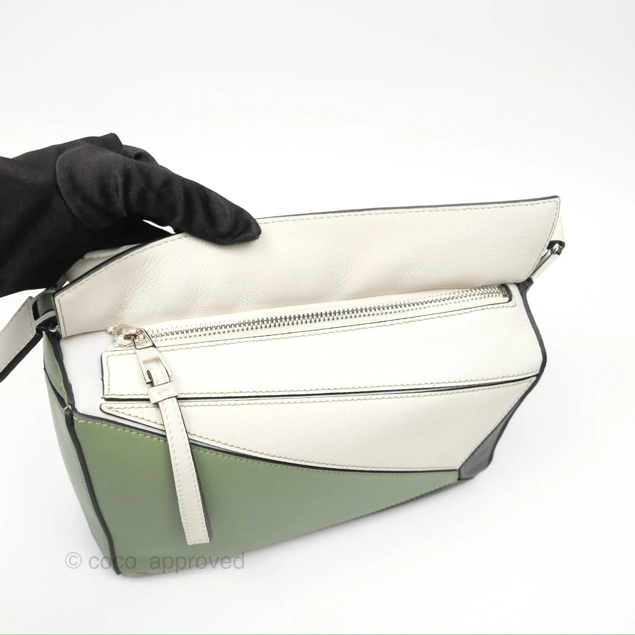 Loewe Small Puzzle Bag Soft White/ Rosemary Calfskin Silver Hardware